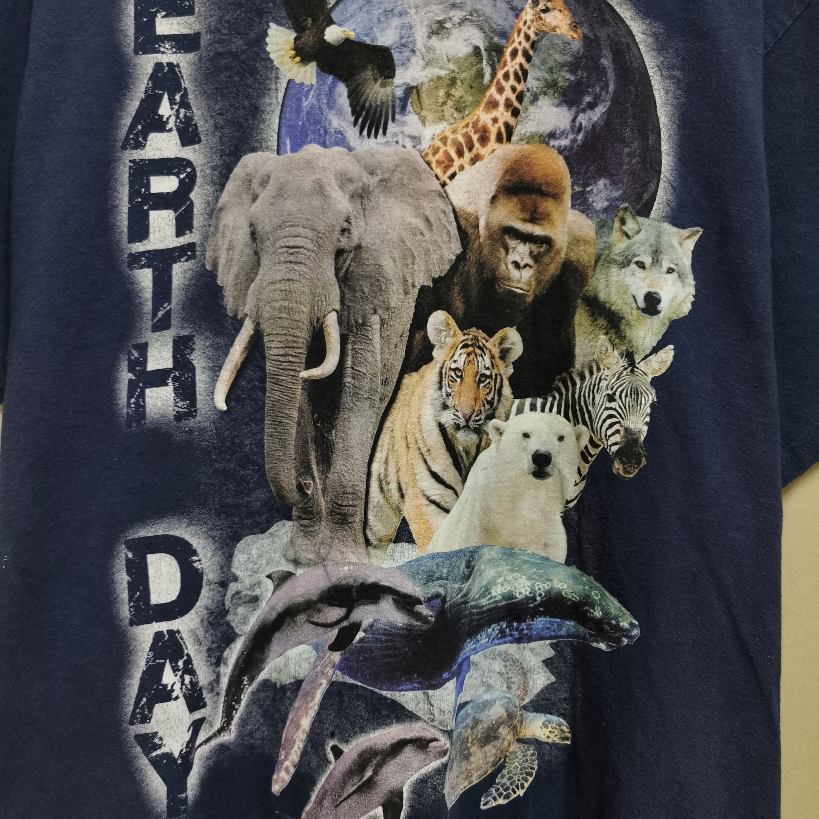 Habitat × Vintage Vintage animal EARTH DAY tee Size US L / EU 52-54 / 3 - 2 Thumbnail