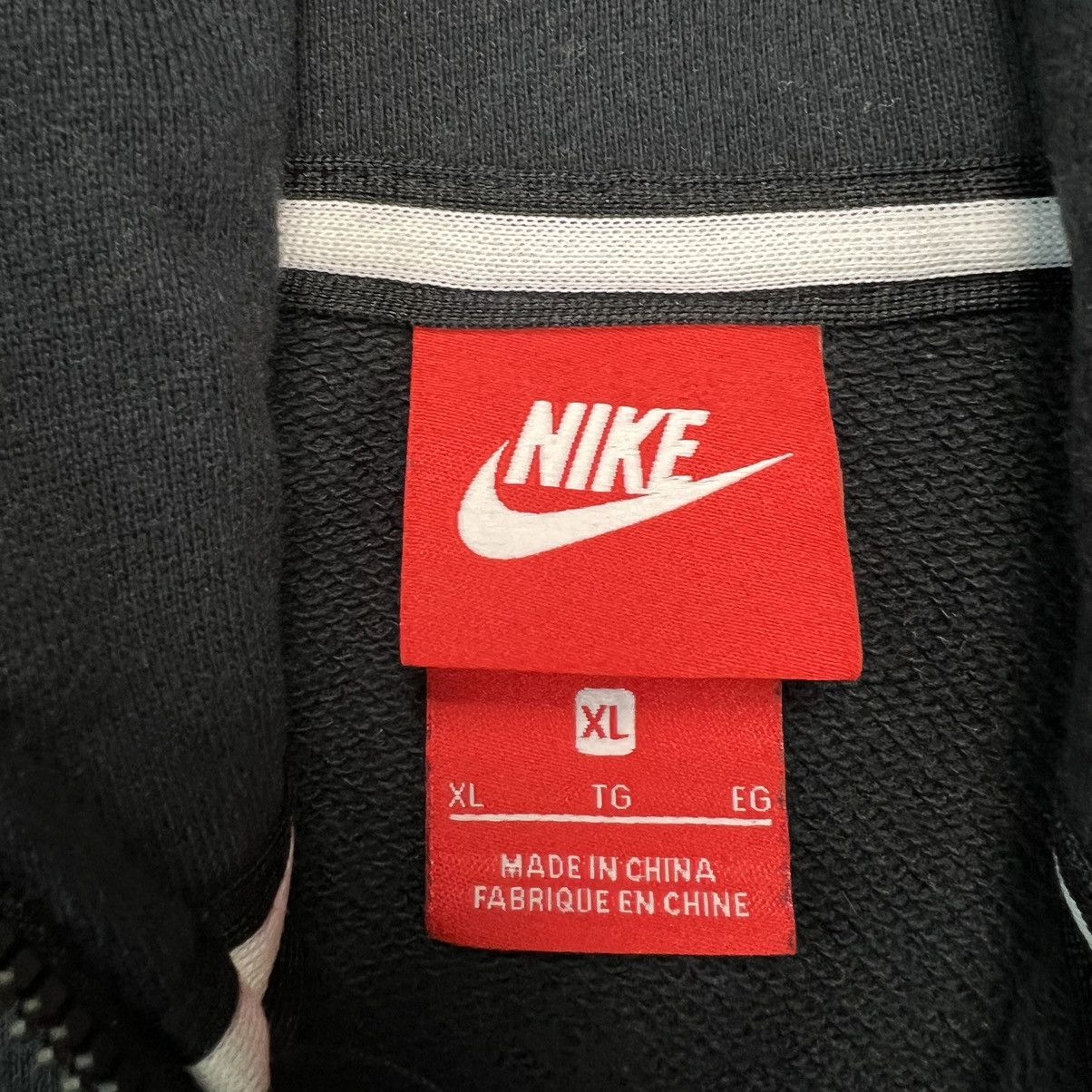 Nike Nike Sportswear Hoodie Box Logo Full Zip Hooded Sweatshirt Size US XL / EU 56 / 4 - 4 Thumbnail