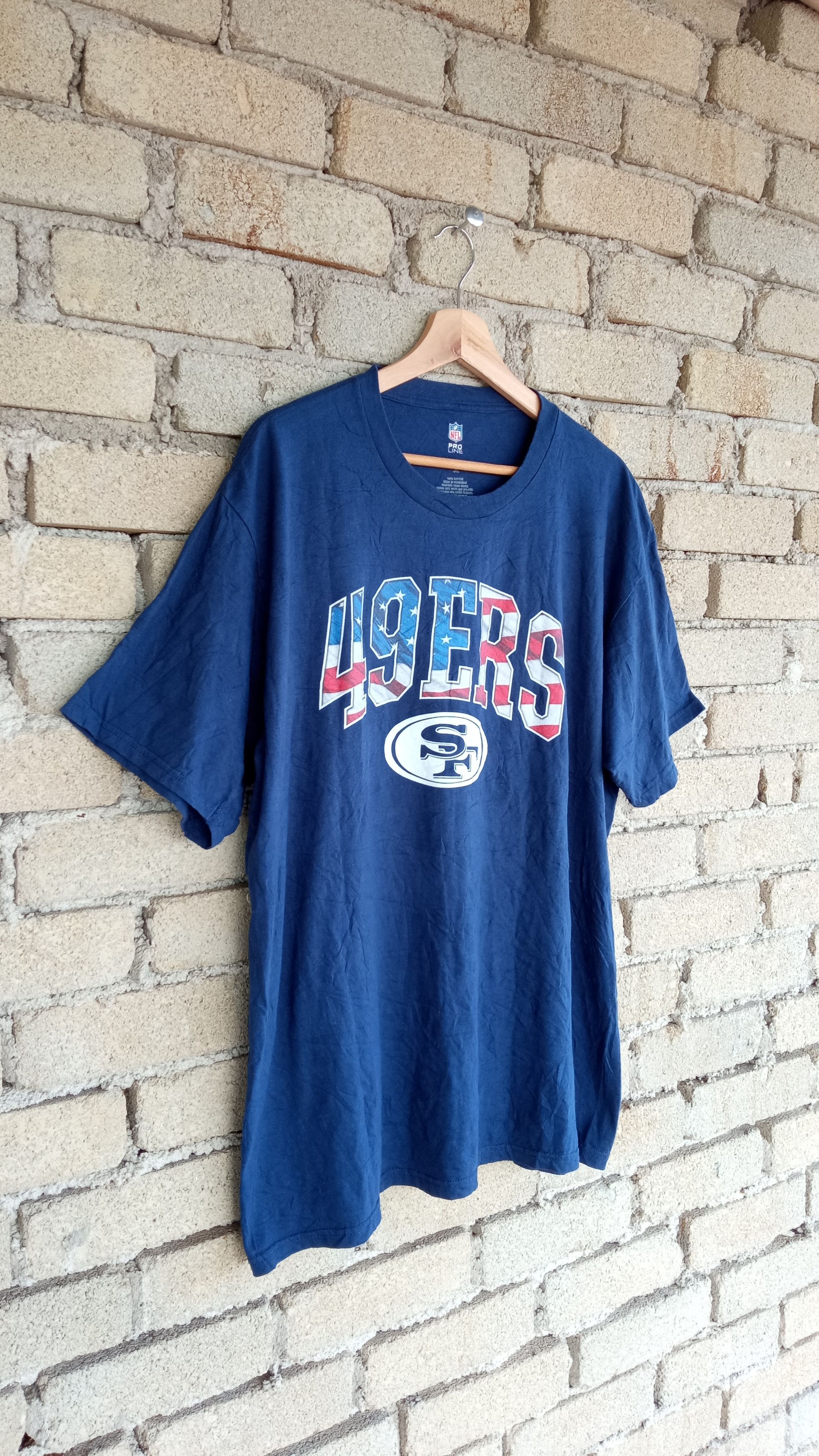 NFL 🔥🔥San Francisco SF 49ERS NFL Logo T-Shirt Size US XL / EU 56 / 4 - 2 Thumbnail