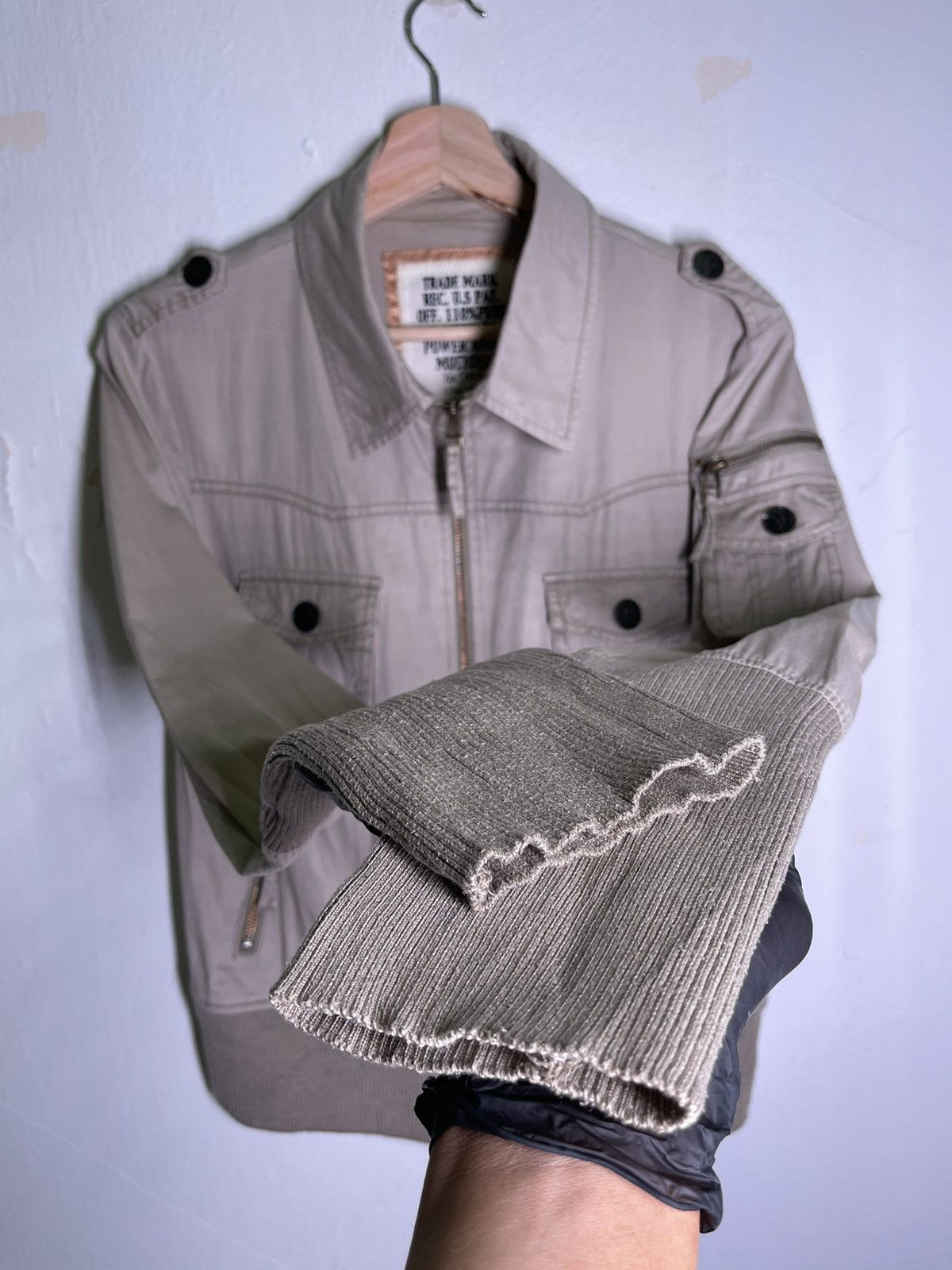 Von Dutch Von Dutch multi pocket jacket Size US L / EU 52-54 / 3 - 4 Thumbnail