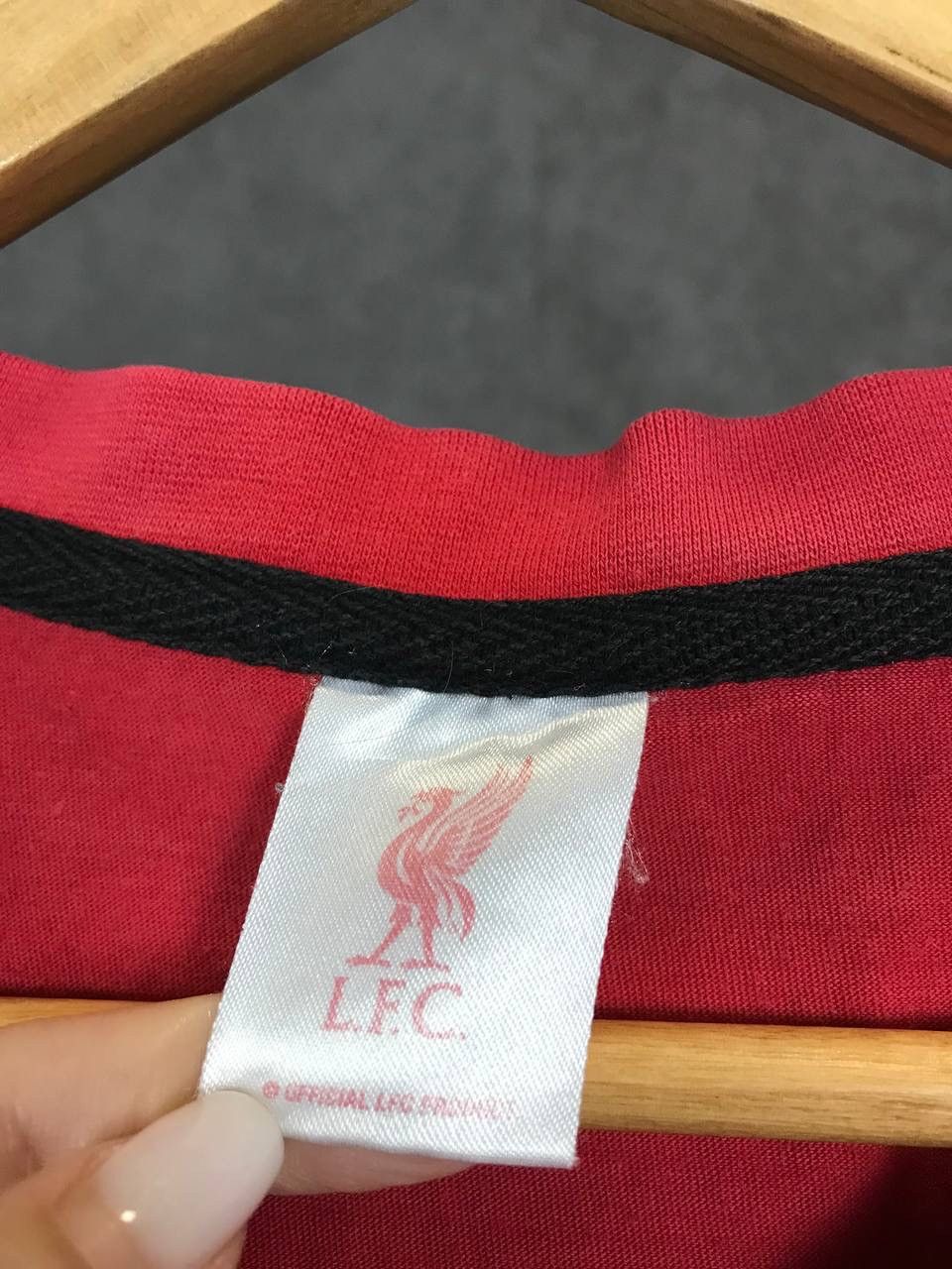 Vintage F.C Liverpool soccer vintage big logo tee Size US XL / EU 56 / 4 - 3 Thumbnail