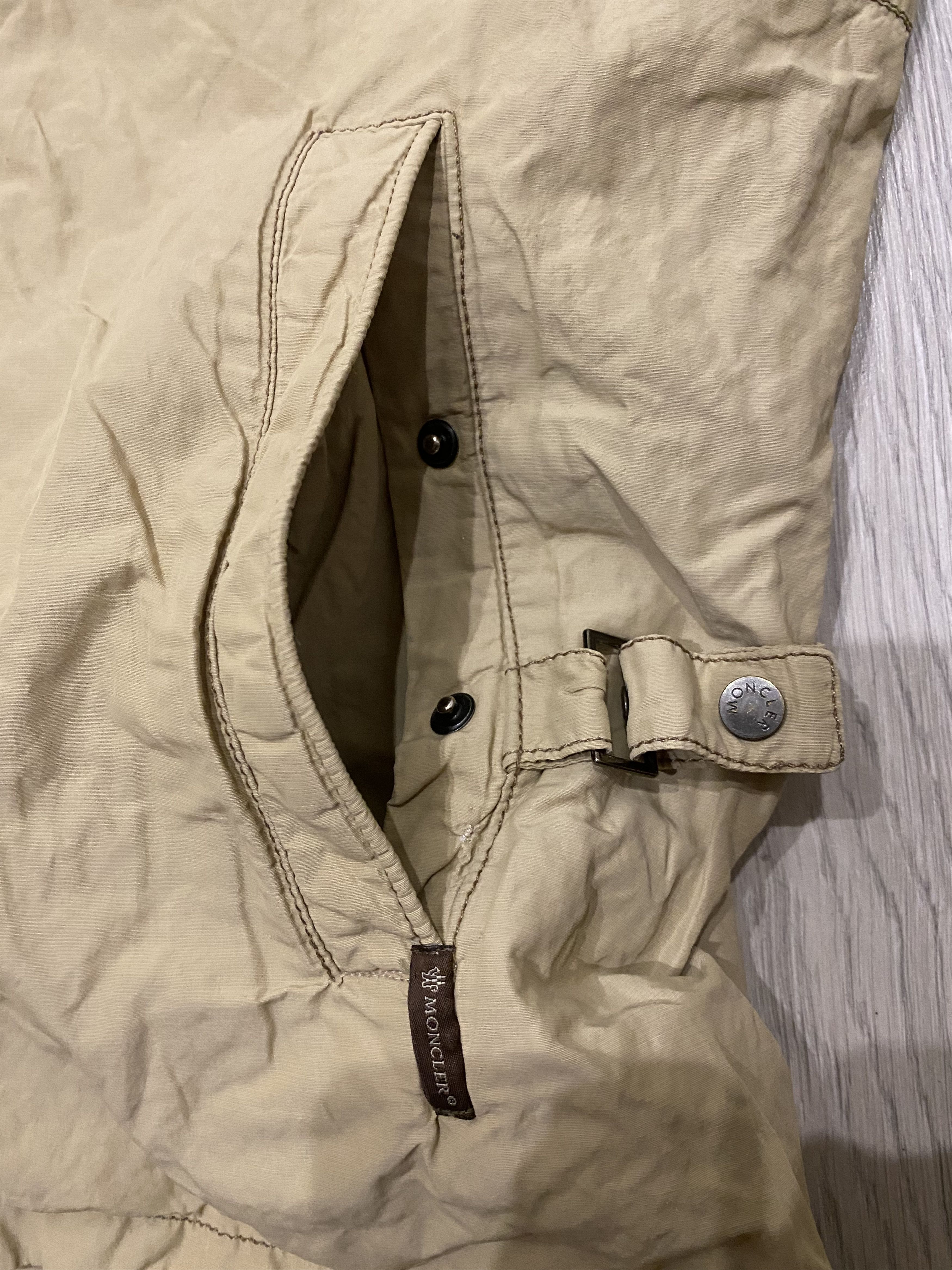 Moncler Moncler Vintage Nylon Jacket Size L Size US L / EU 52-54 / 3 - 5 Thumbnail