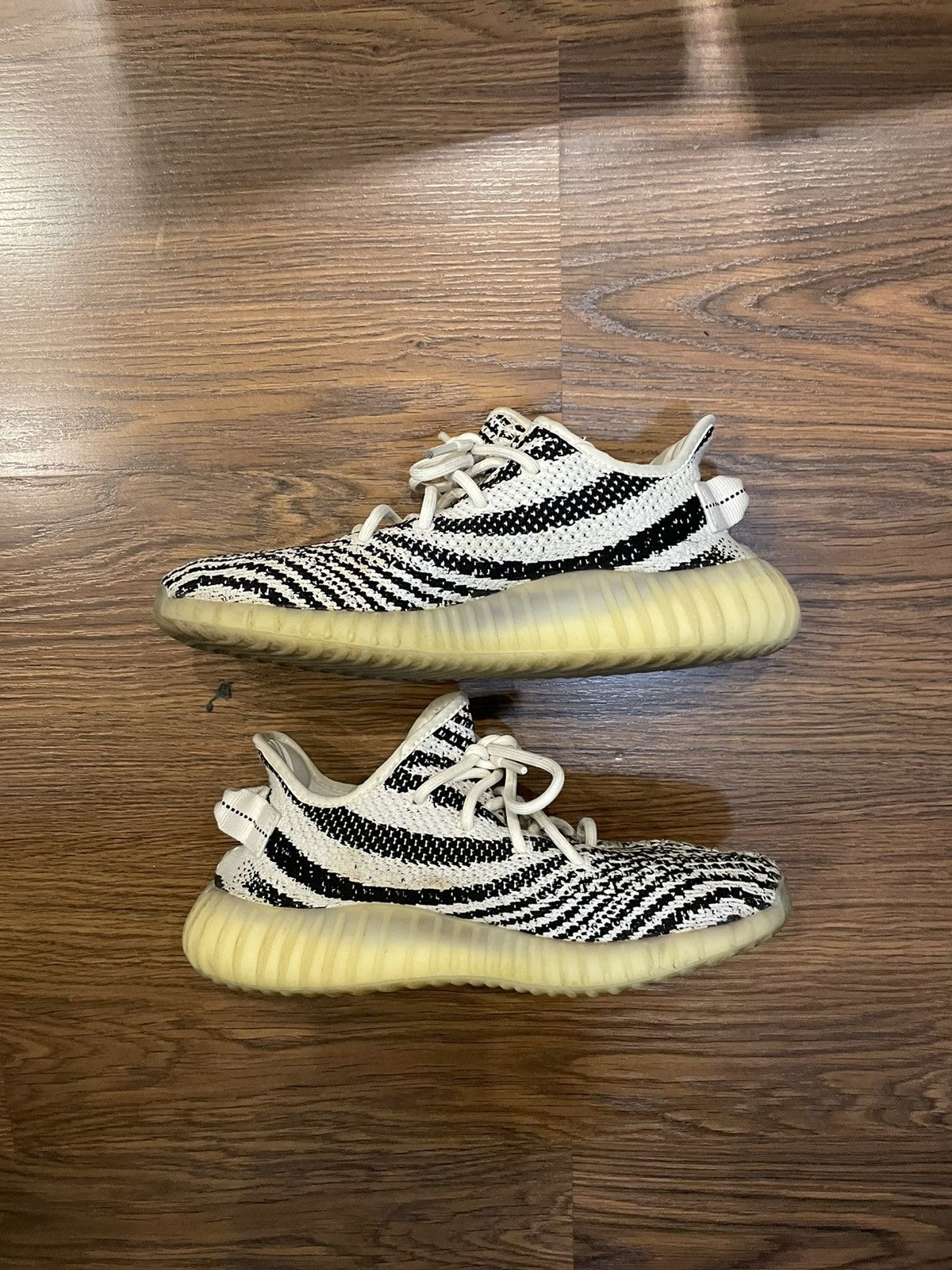 Adidas × Kanye West Adidas Yeezy Zebra 350 v2 Boost Size US 8 / EU 41 - 5 Thumbnail