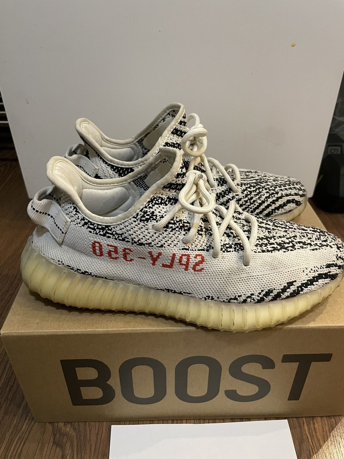Adidas × Kanye West Adidas Yeezy Zebra 350 v2 Boost Size US 8 / EU 41 - 3 Thumbnail