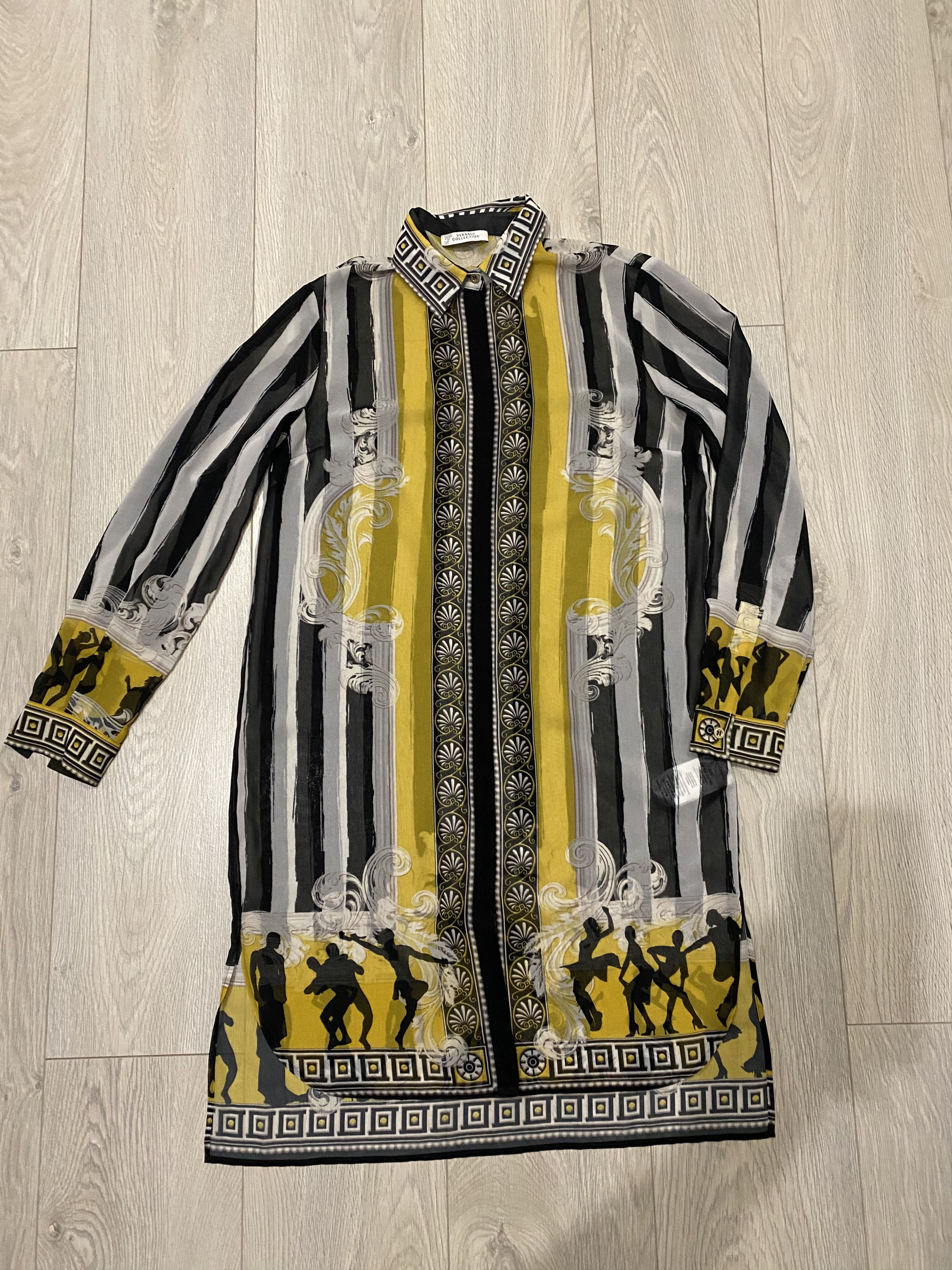 image of Gianni Versace x Versace Long Button Ups Dancing Shirt Size 38 in White Black, Women's