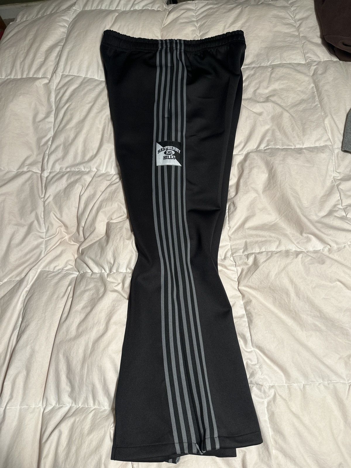 GV Gallery Black Uncle Leon Sweats