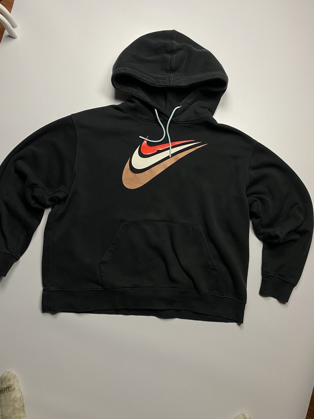 triple swoosh nike hoodie