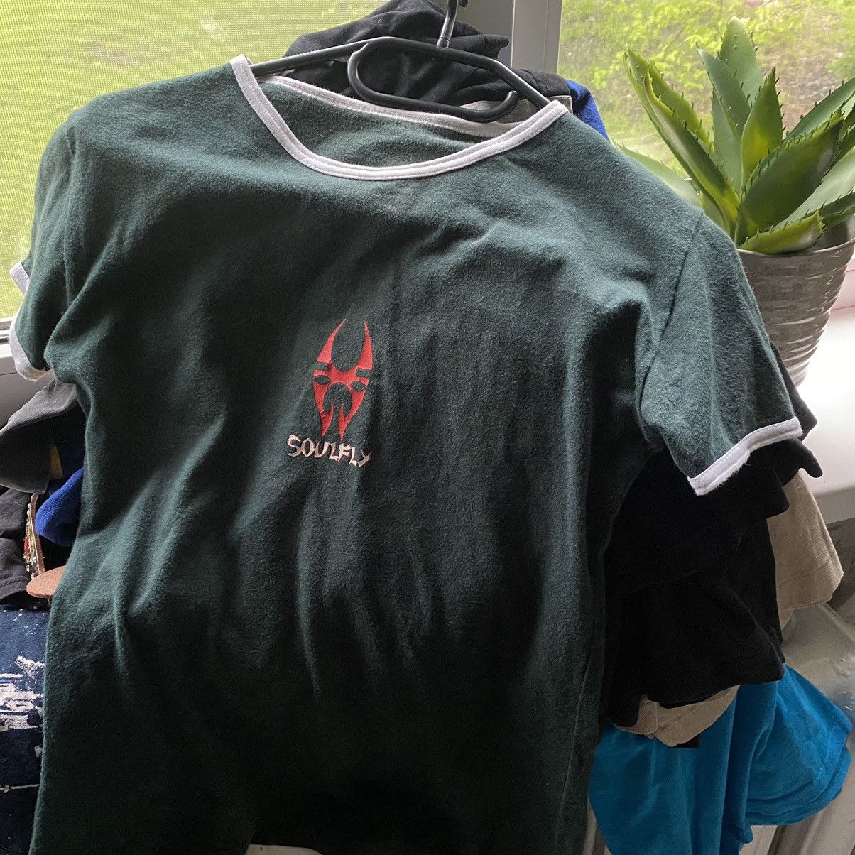 Band Tees VINTAGE 90s SOULFLY GROOVE METAL BAND GREEN T SHIRT TOP Size L / US 10 / IT 46 - 2 Thumbnail