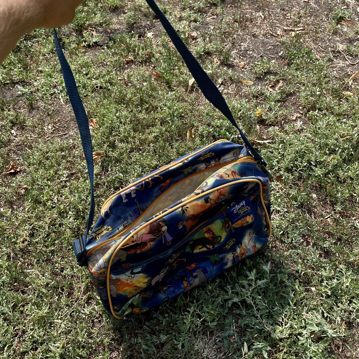 Vintage Vintage Y2K Disney All Over Print Crossbody Bag Streetwear O Size ONE SIZE - 7 Thumbnail