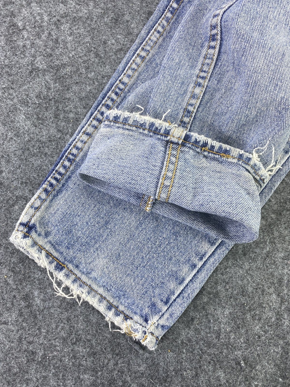 Jean × Levi's × Vintage 90s Vintage Levis 550 Jeans Blue Wash- J715 Size US 30 / EU 46 - 7 Thumbnail