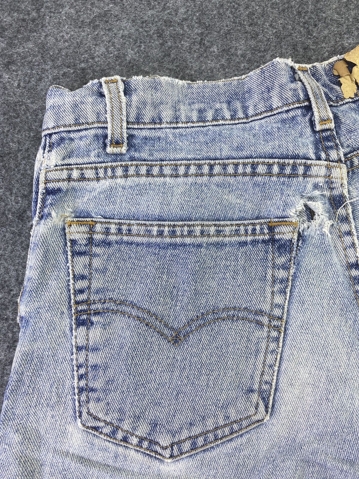 Jean × Levi's × Vintage 90s Vintage Levis 550 Jeans Blue Wash- J715 Size US 30 / EU 46 - 11 Thumbnail