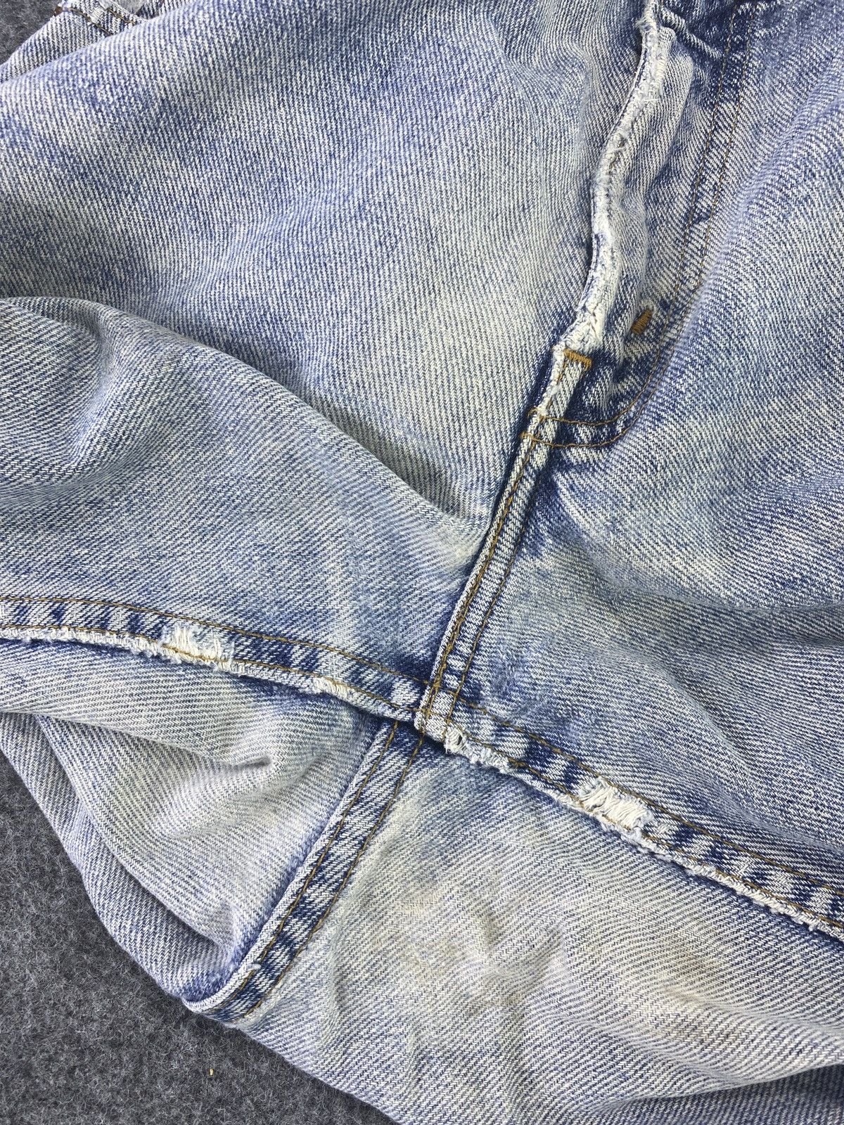 Jean × Levi's × Vintage 90s Vintage Levis 550 Jeans Blue Wash- J715 Size US 30 / EU 46 - 10 Thumbnail