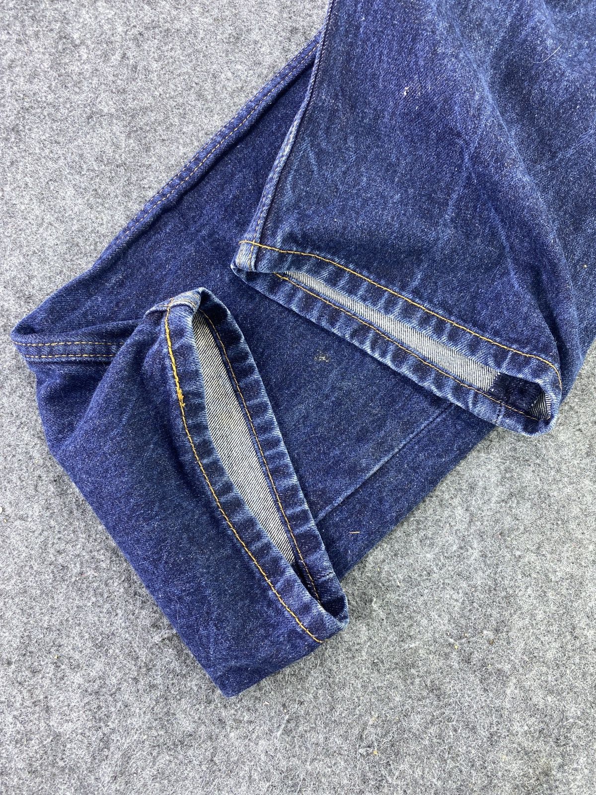 Levi's Vintage Levi's 505 Distress Jeans - J717 Size US 36 / EU 52 - 7 Thumbnail