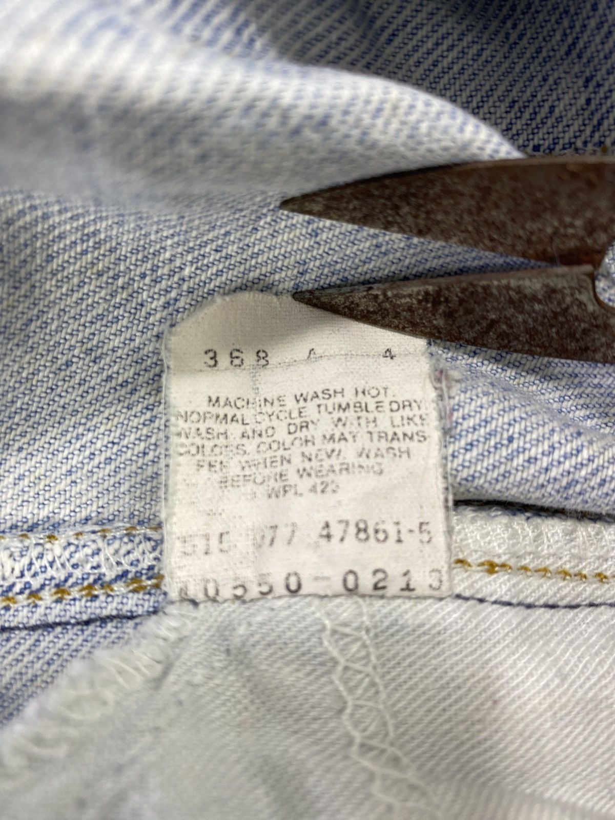Levi's 90s Vintage Levi's 550 Jeans Blue Wash- J718 Size US 34 / EU 50 - 6 Thumbnail