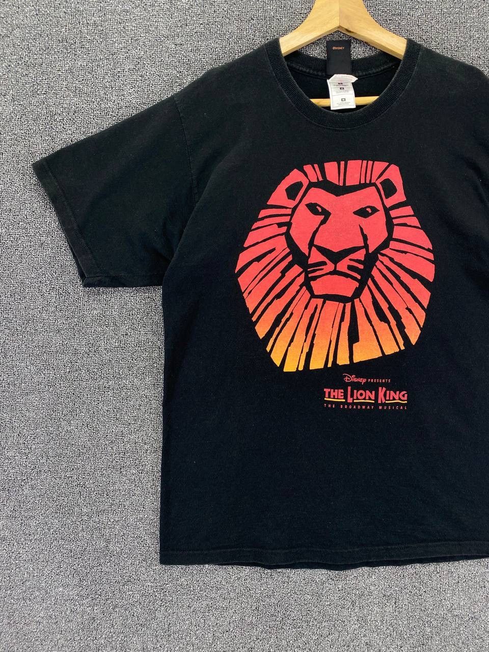 Disney Vintage The Lion King The Broadway Musical Disney T Shirts Size US M / EU 48-50 / 2 - 3 Thumbnail