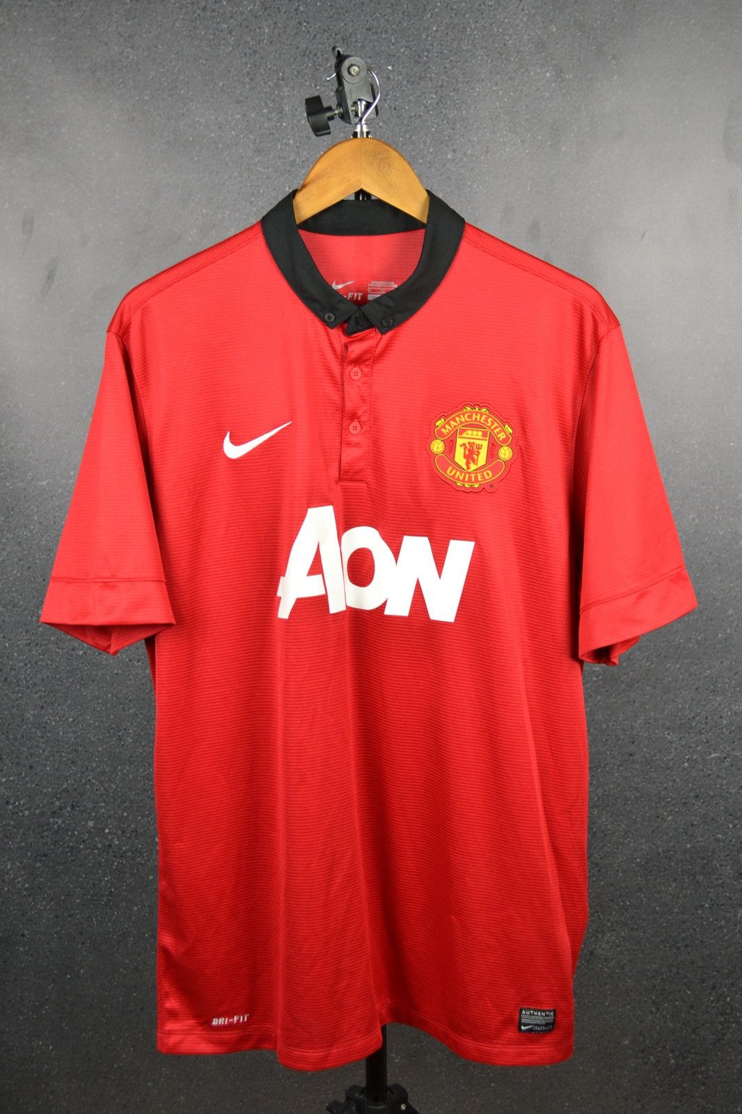 Nike Manchester United 2013 Home Football Shirt Nike Soccer XL Size US XL / EU 56 / 4 - 1 Thumbnail
