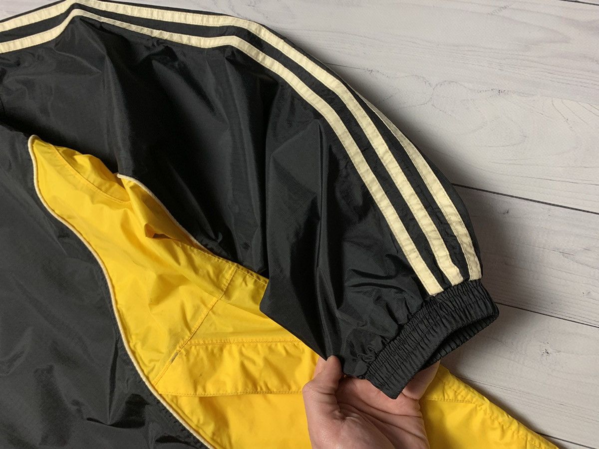 Vintage adidas Light jacket size L