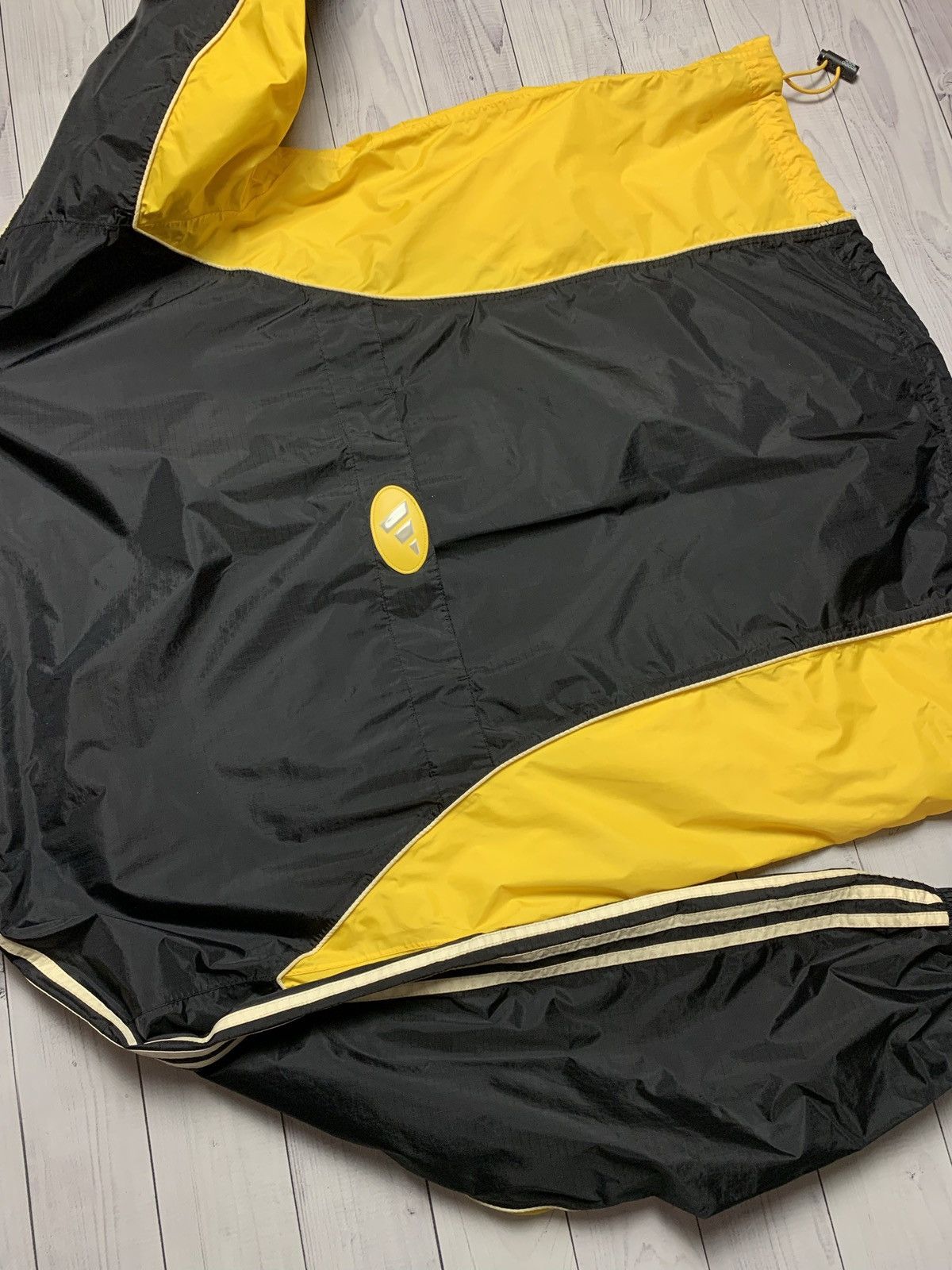 Vintage adidas Light jacket size L