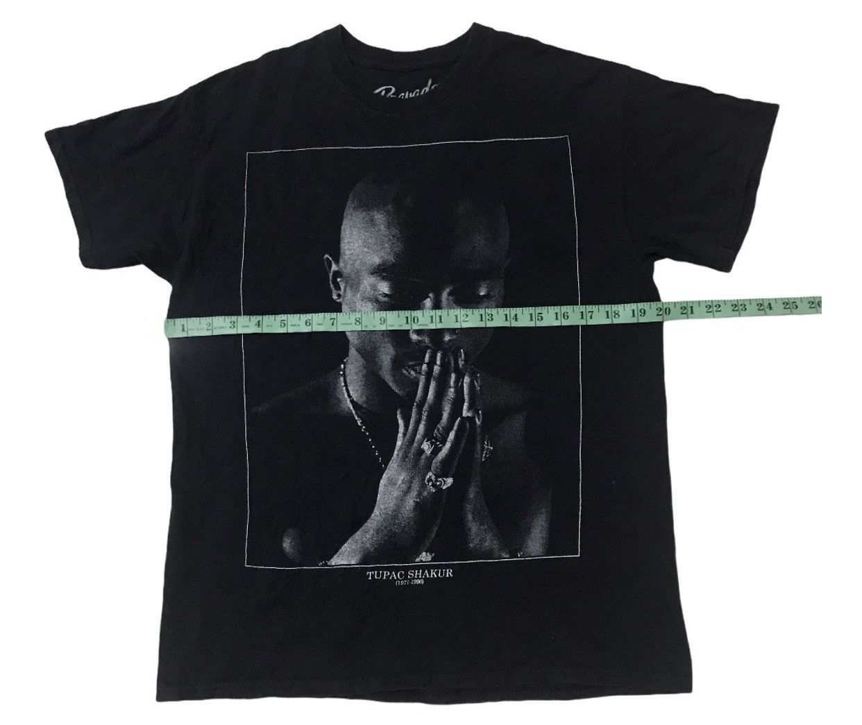 Vintage Rappers Tupac Shakur Black Tee