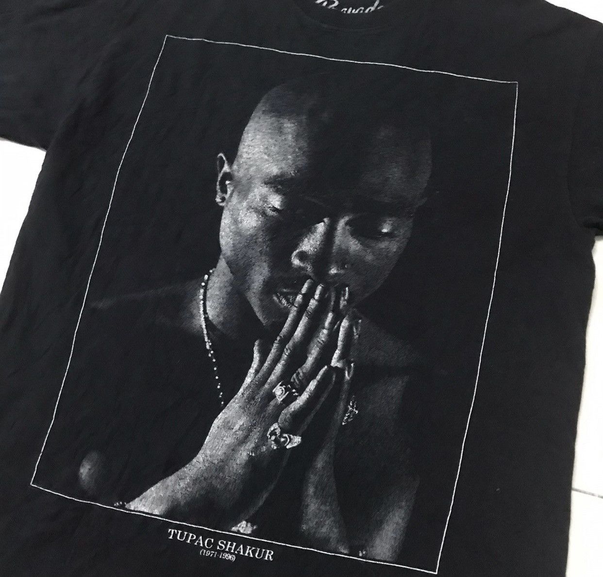 Vintage Rappers Tupac Shakur Black Tee