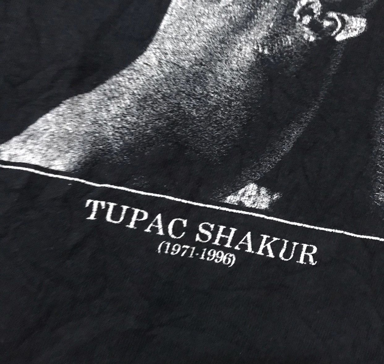 Vintage Rappers Tupac Shakur Black Tee