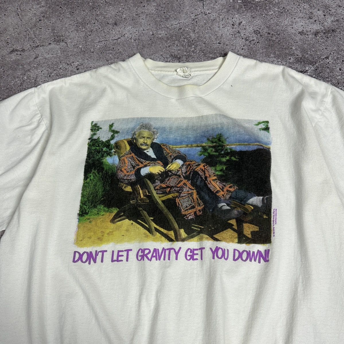 Vintage VTG 90s Albert Einstein Don’t let gravity get you down tee Size US XL / EU 56 / 4 - 4 Thumbnail