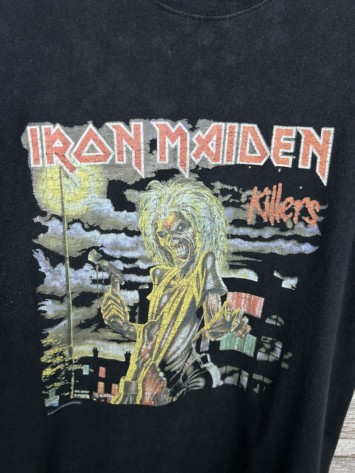 Band Tees Mens Vintage Iron Maiden T Shirt rock band tee y2k rare Size US M / EU 48-50 / 2 - 12 Thumbnail