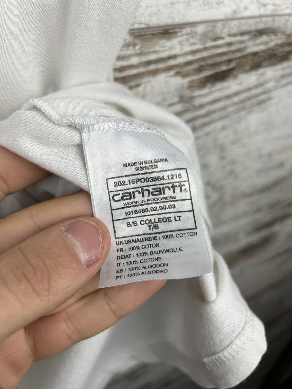 Carhartt Wip × Vintage Mens Vintage Carhartt Wip T Shirt big logo streetwear y2k Size US L / EU 52-54 / 3 - 8 Thumbnail