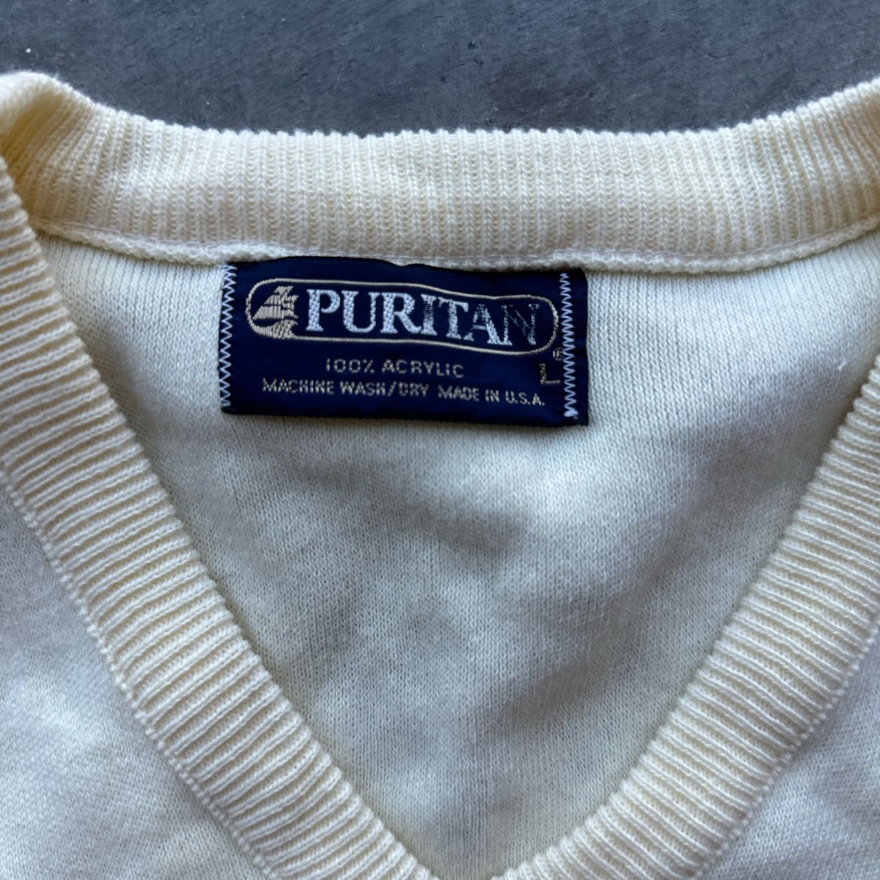 Vintage Vintage 1990s Cream White Puritan Sweater Vest Size US L / EU 52-54 / 3 - 2 Preview