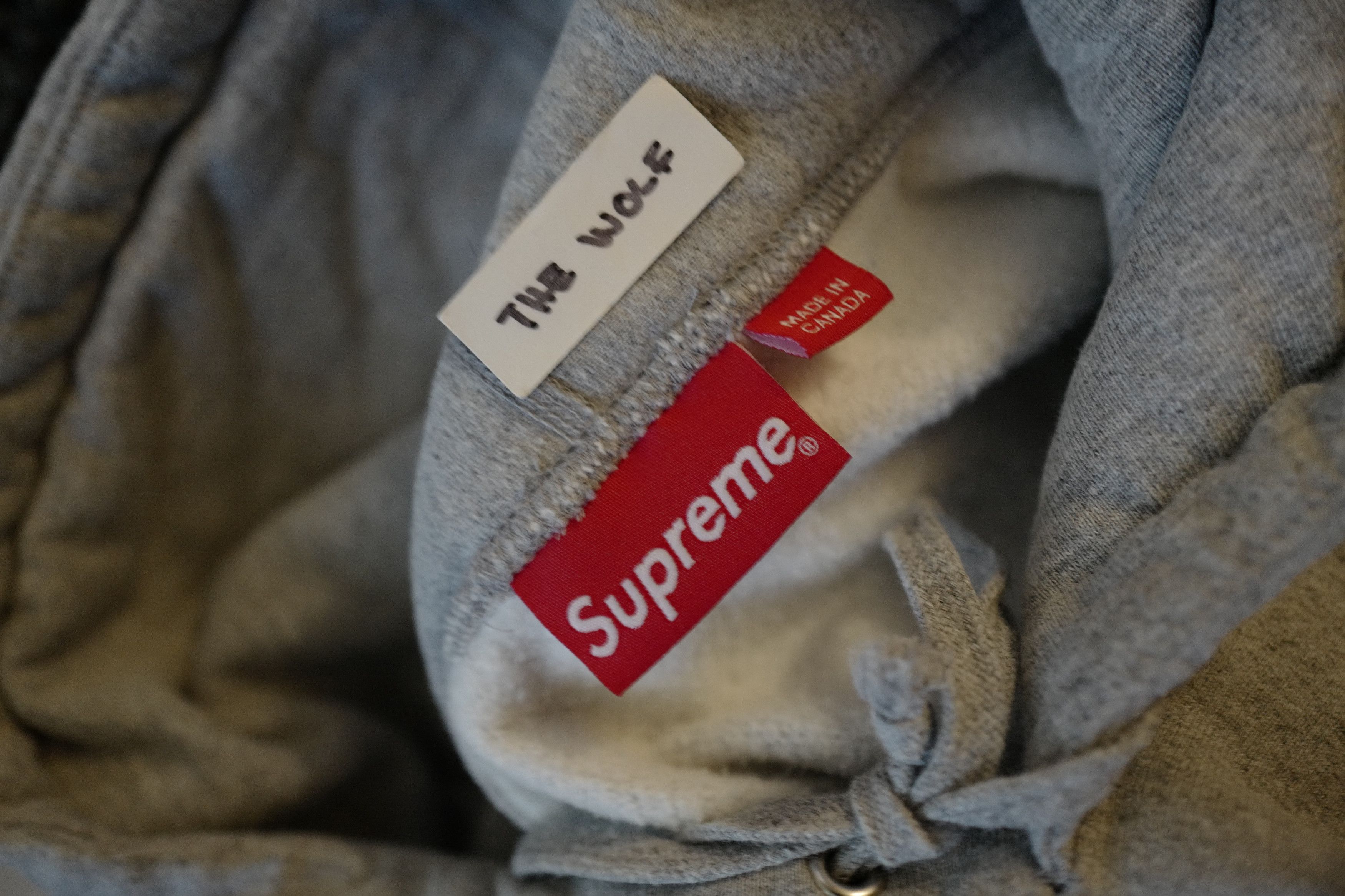 Supreme Grey / Red Box Logo Hoodie Size US L / EU 52-54 / 3 - 4 Thumbnail