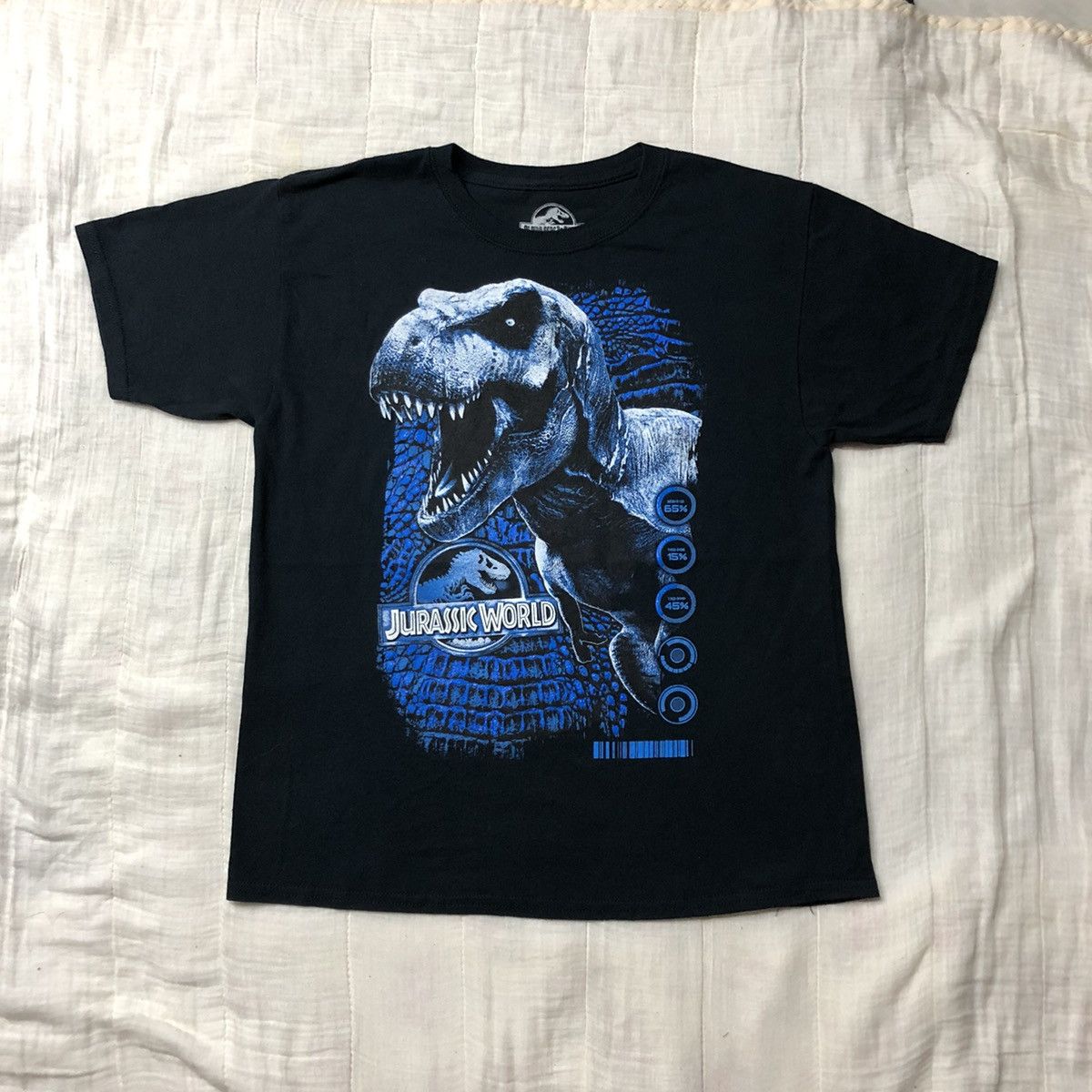 Vintage Jurassic World Movie T Shirt Size US M / EU 48-50 / 2 - 2 Thumbnail