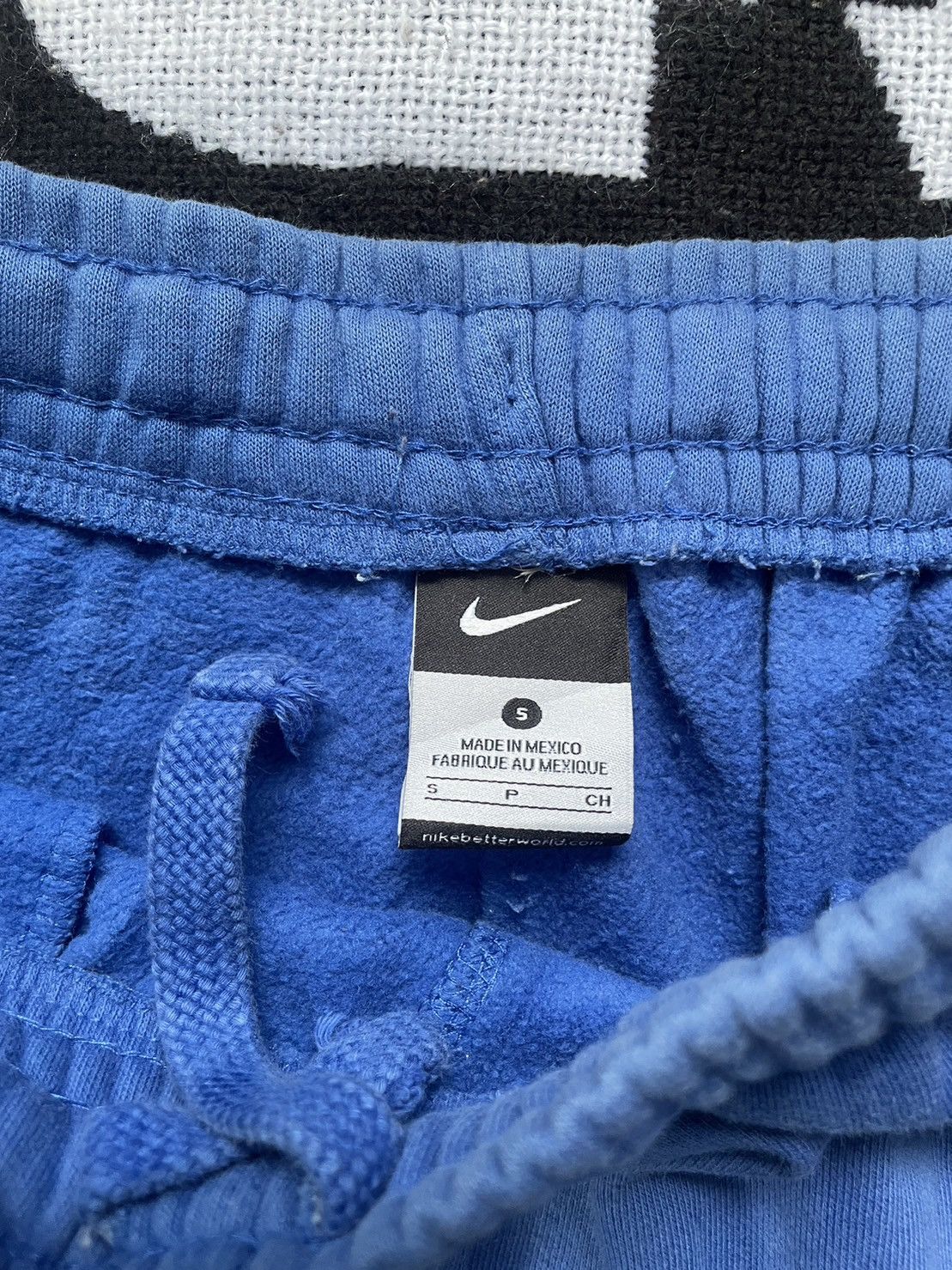 Nike Streetwear Nike Swoosh Blue Sweatpants Rare Size US 32 / EU 48 - 4 Thumbnail