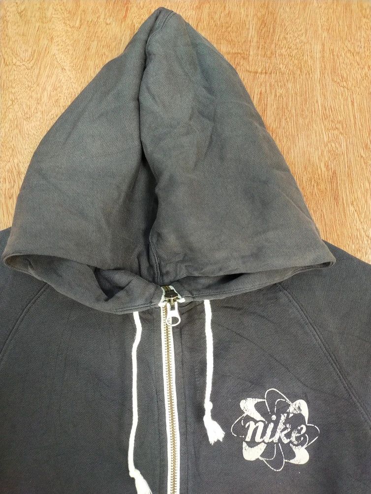Nike nike pinwheel faded hoodie sweater Vintage #H285DL Size US S / EU 44-46 / 1 - 4 Thumbnail