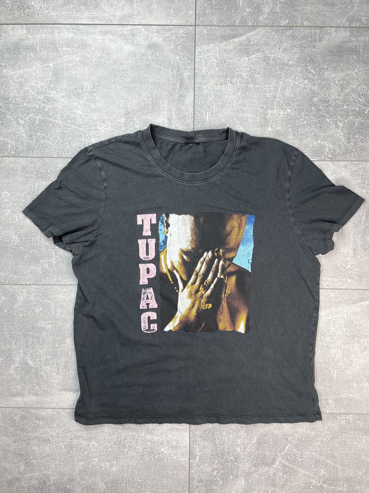 Tupac Big Logo T-shirt Vintage