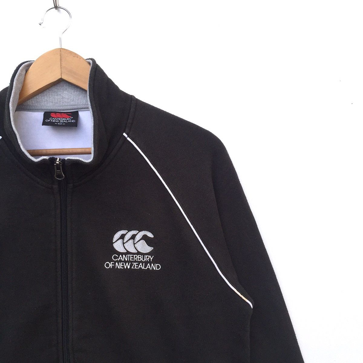 Canterbury of New Zealand Canterbury of New Zealand Medium Logo Sweater Jacket | M | Size US M / EU 48-50 / 2 - 2 Thumbnail