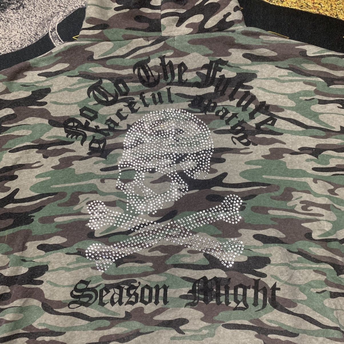 14th Addiction × Japanese Brand × Le Grande Bleu (L.G.B.) 💥M.K.R Japanese StreetPunk Skulls Swarovski Batwing Hoodie Size US M / EU 48-50 / 2 - 9 Thumbnail