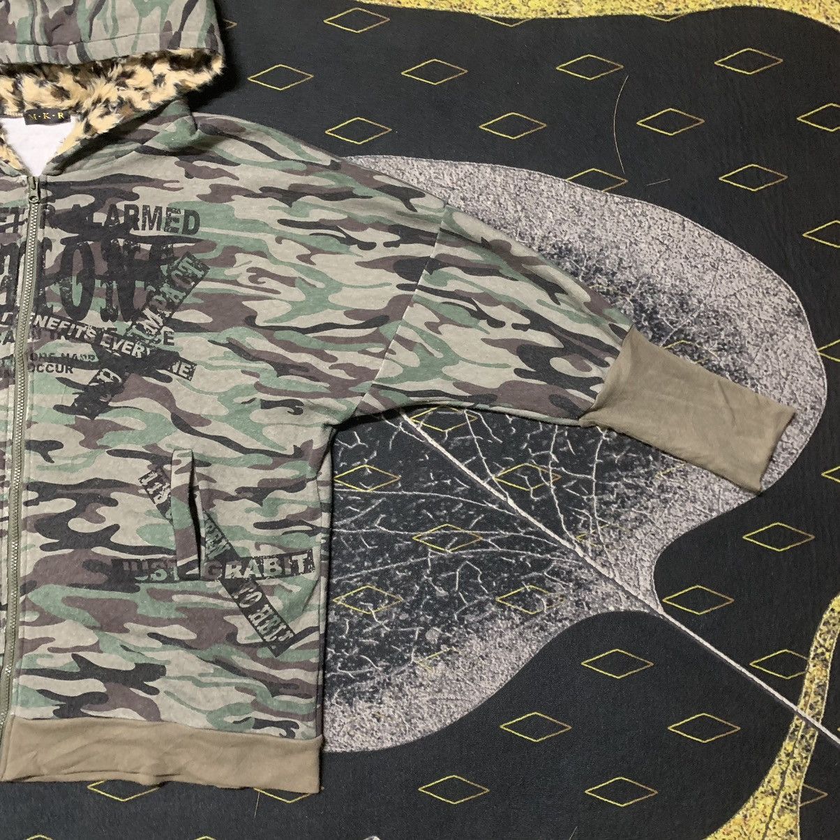 14th Addiction × Japanese Brand × Le Grande Bleu (L.G.B.) 💥M.K.R Japanese StreetPunk Skulls Swarovski Batwing Hoodie Size US M / EU 48-50 / 2 - 4 Thumbnail