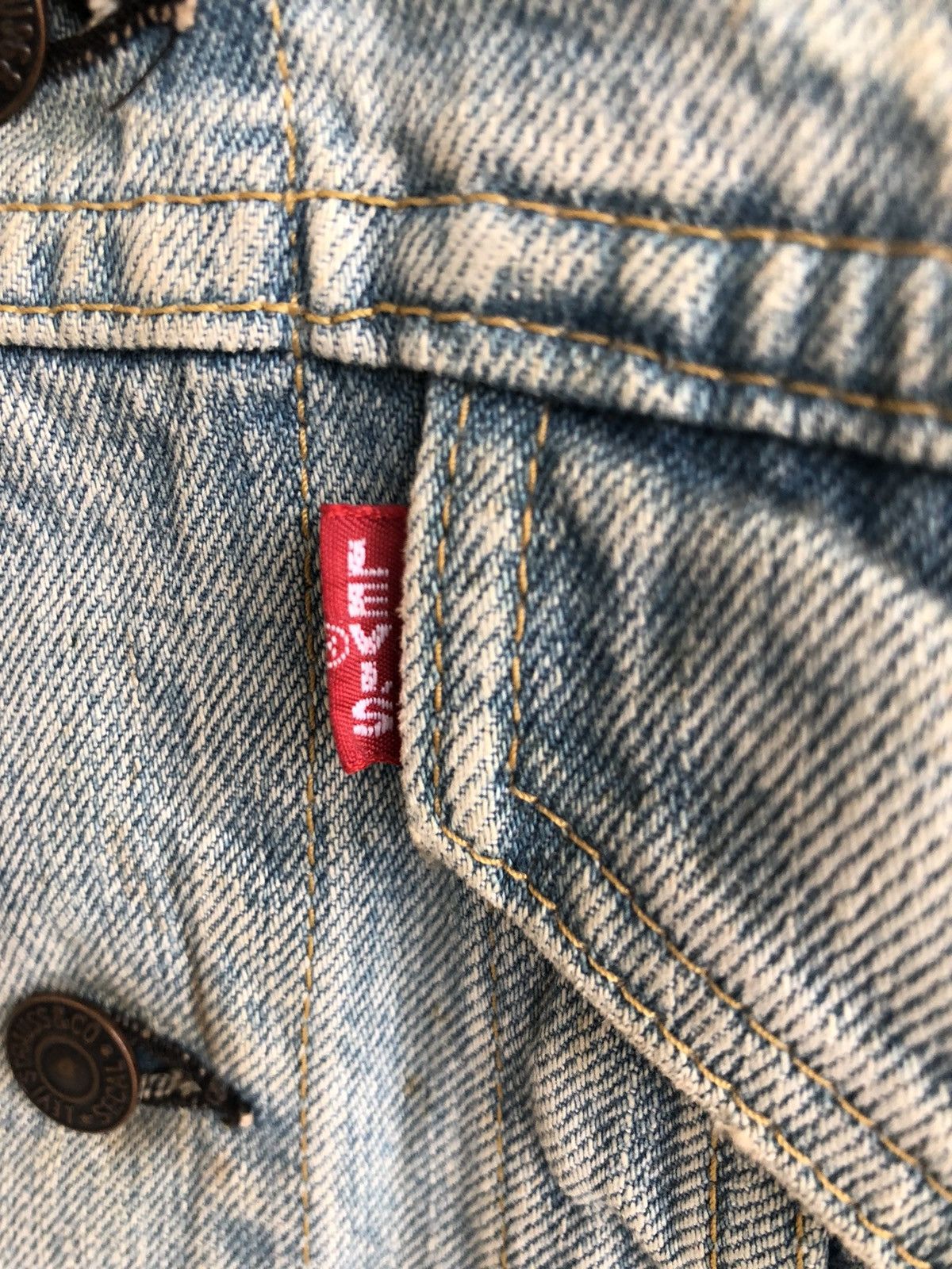 Levi's vintage 90’s Levi’s Denim Jacket Distressed Denim 71557 Size US M / EU 48-50 / 2 - 6 Thumbnail