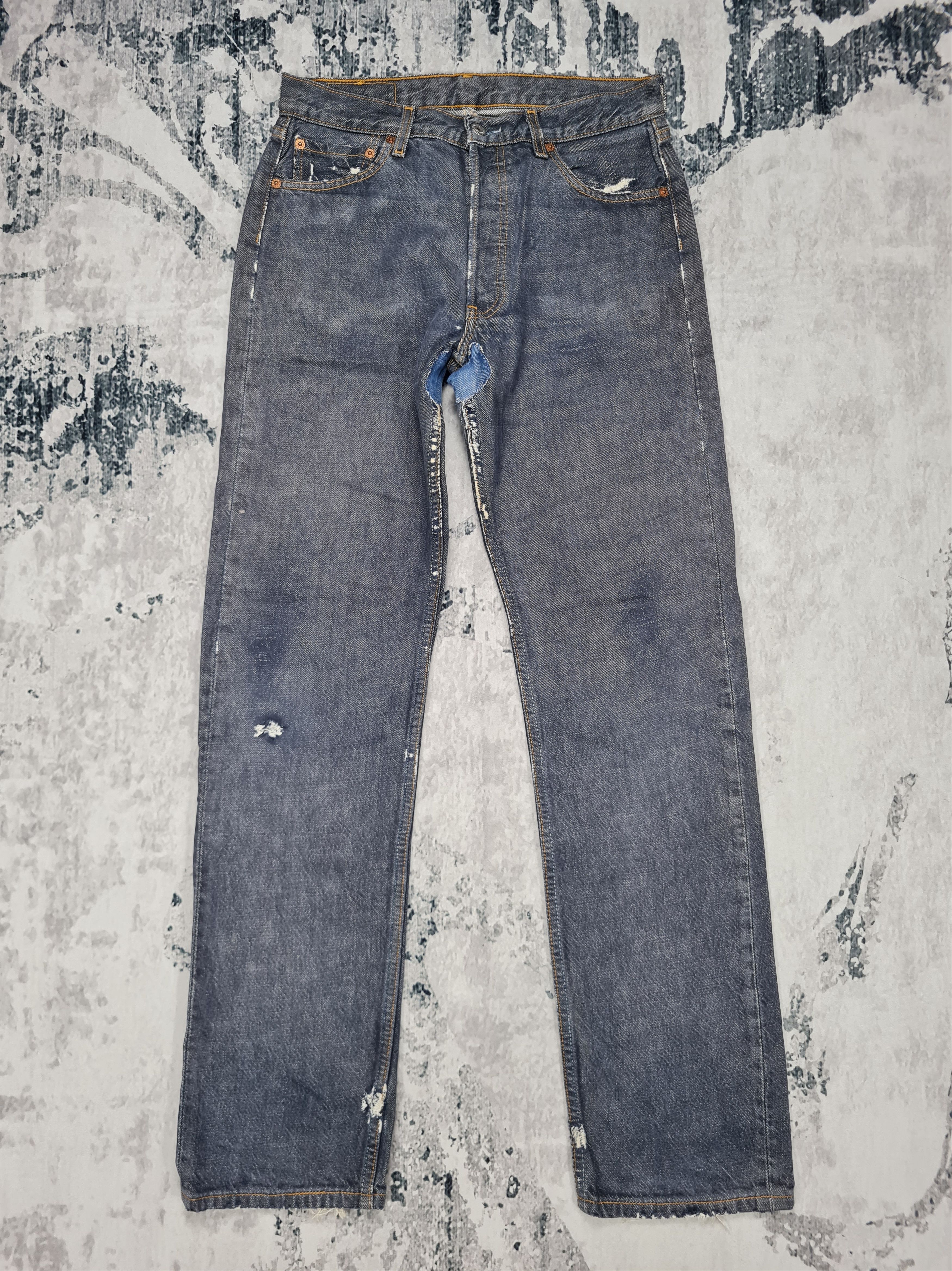 Levi's Vintage LEVIS 501 Distressed Ripped Dark Blue 30X32 L0192 Size US 30 / EU 46 - 1 Thumbnail