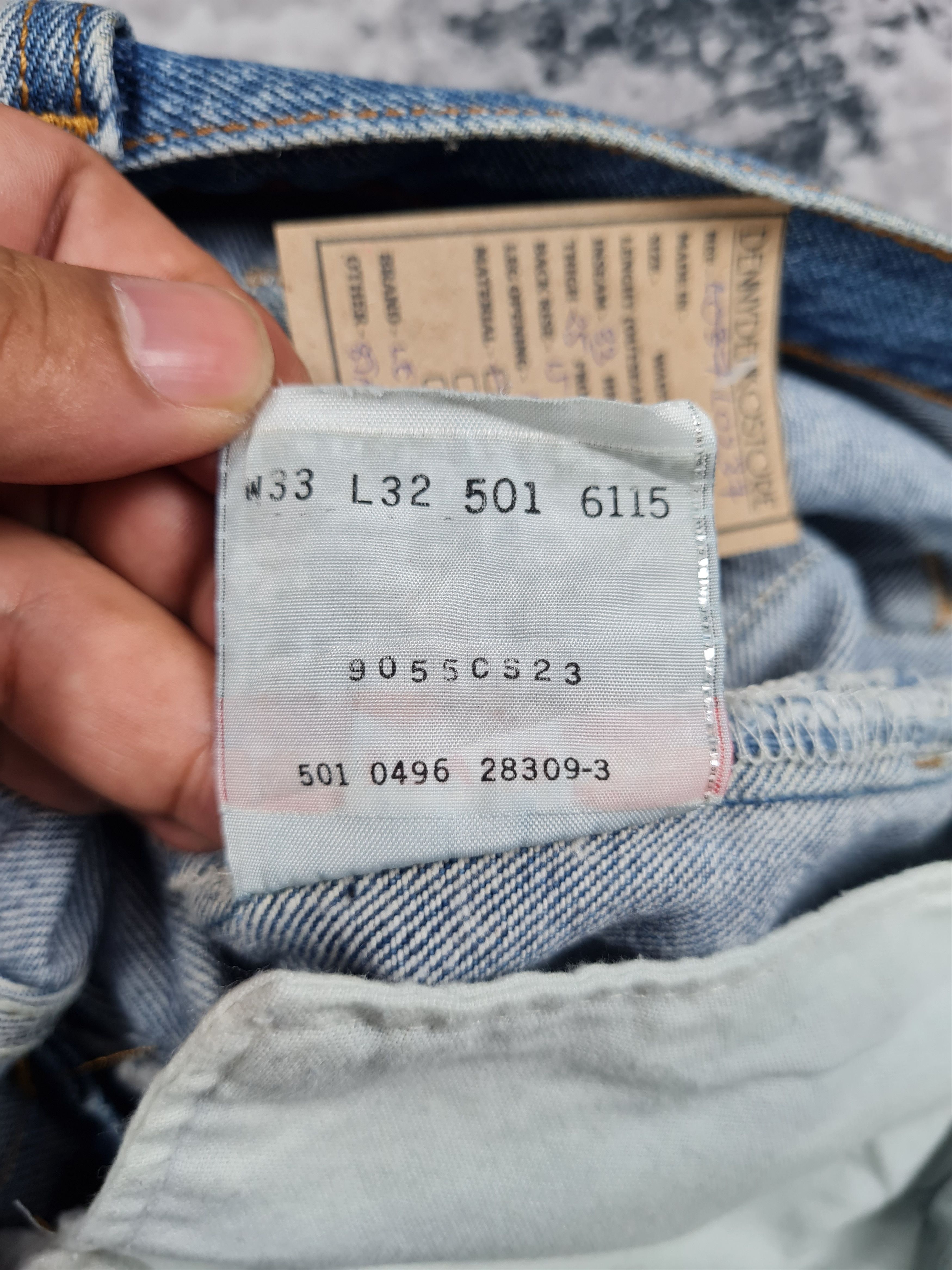 Levi's Vtg LEVIS 501 Medium Wash Blue Stain Size 33X33 Jeans L0237 Size US 33 - 11 Thumbnail