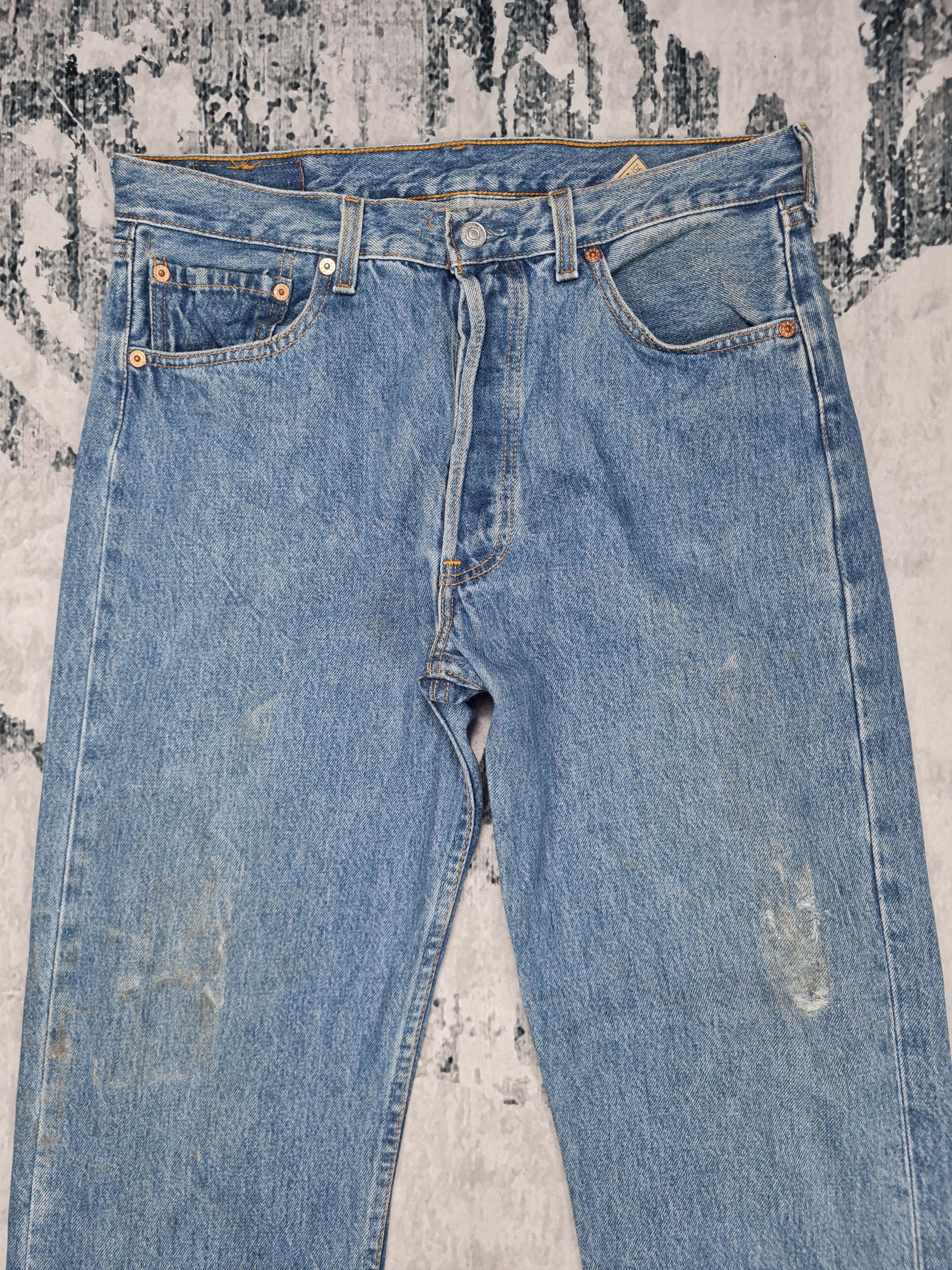 Levi's Vtg LEVIS 501 Medium Wash Blue Stain Size 33X33 Jeans L0237 Size US 33 - 5 Thumbnail