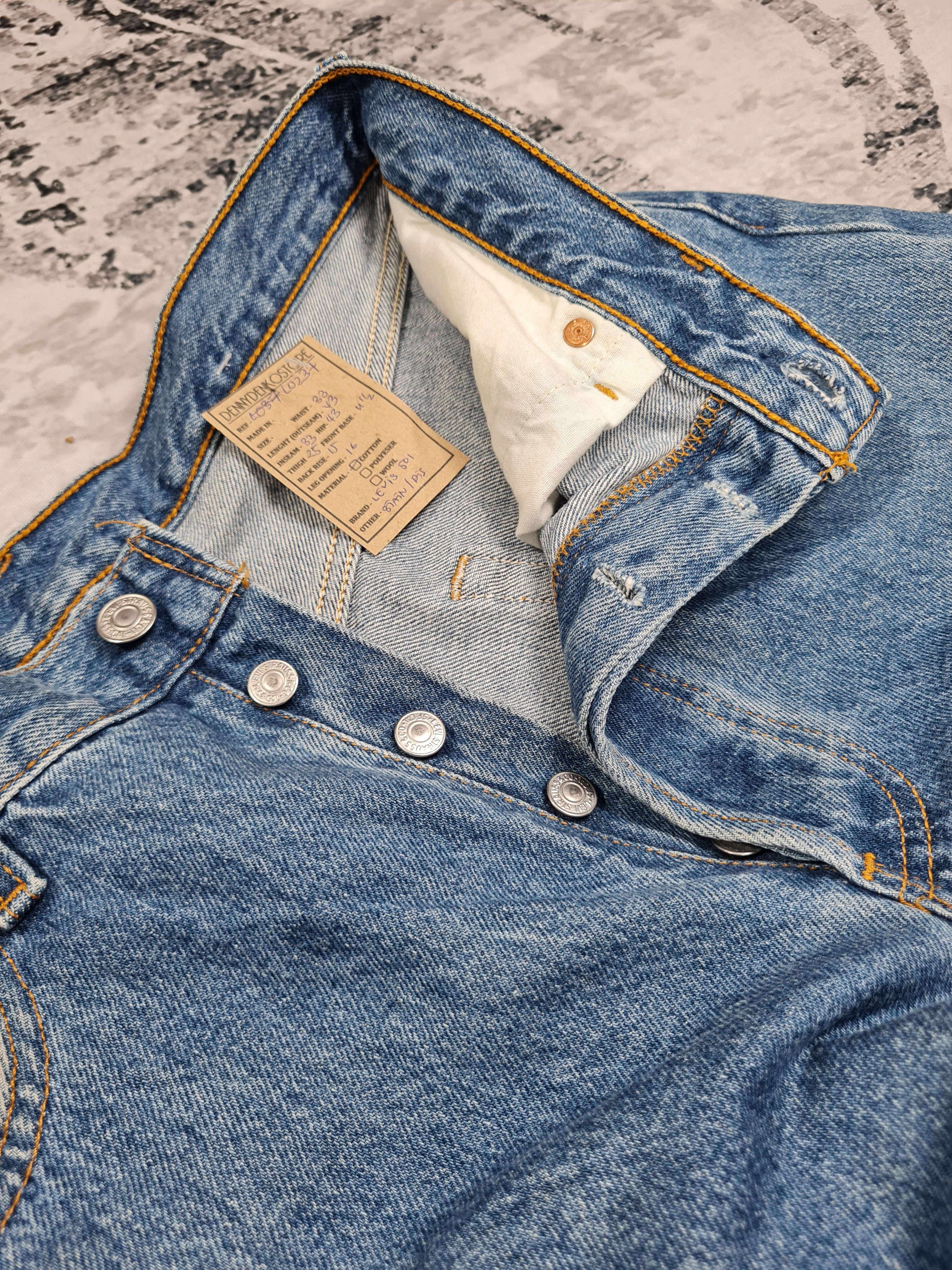 Levi's Vtg LEVIS 501 Medium Wash Blue Stain Size 33X33 Jeans L0237 Size US 33 - 9 Thumbnail