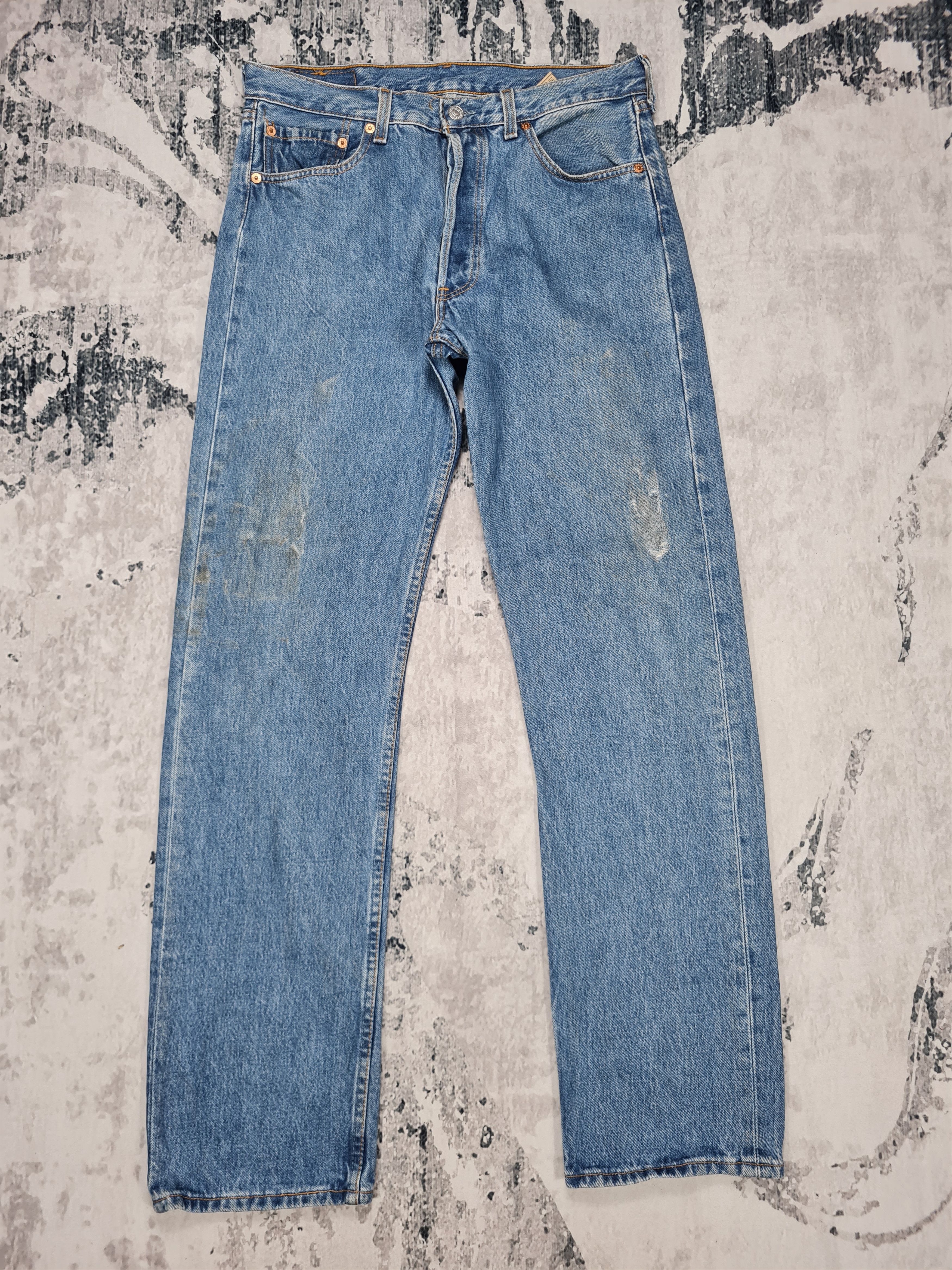 Levi's Vtg LEVIS 501 Medium Wash Blue Stain Size 33X33 Jeans L0237 Size US 33 - 1 Thumbnail