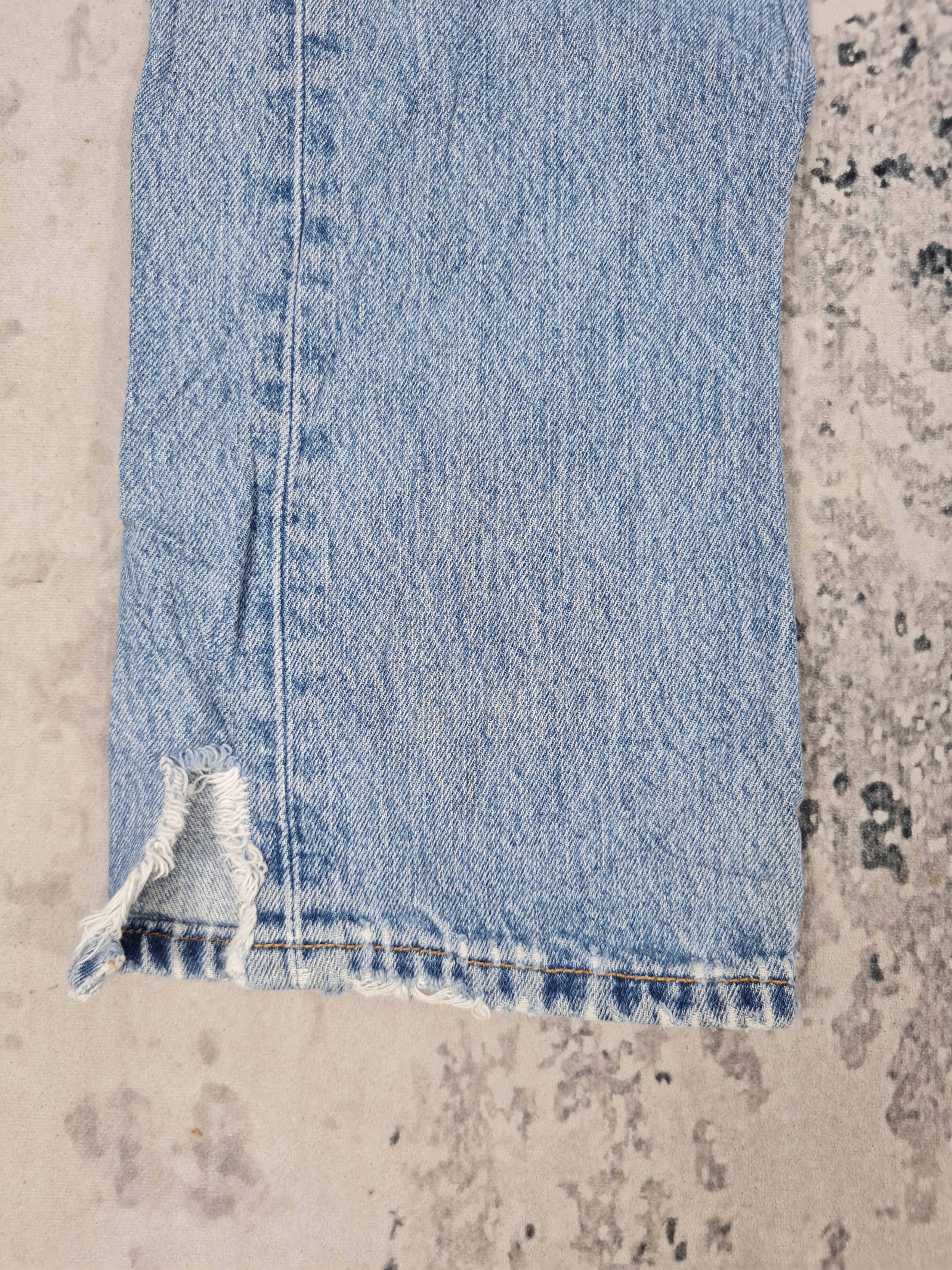 Levi's Vtg LEVIS 501 Distressed Faded Light Wash 31X34 Jeans L0280 Size US 31 - 4 Thumbnail