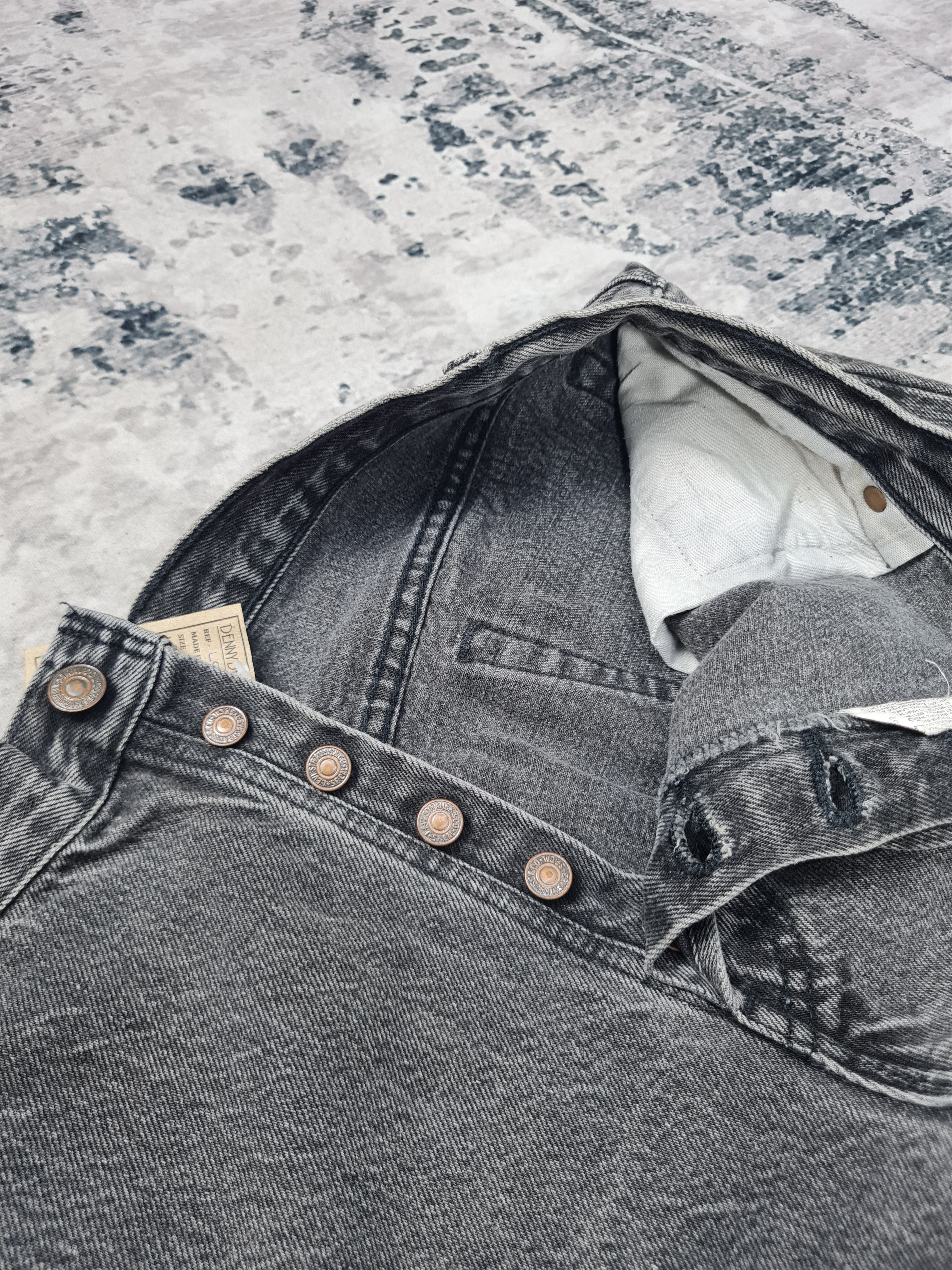 Levi's VTG LEVIS 501 Sun Faded Black Carrot Cut 34x32 Jeans L0001 Size US 34 / EU 50 - 9 Thumbnail