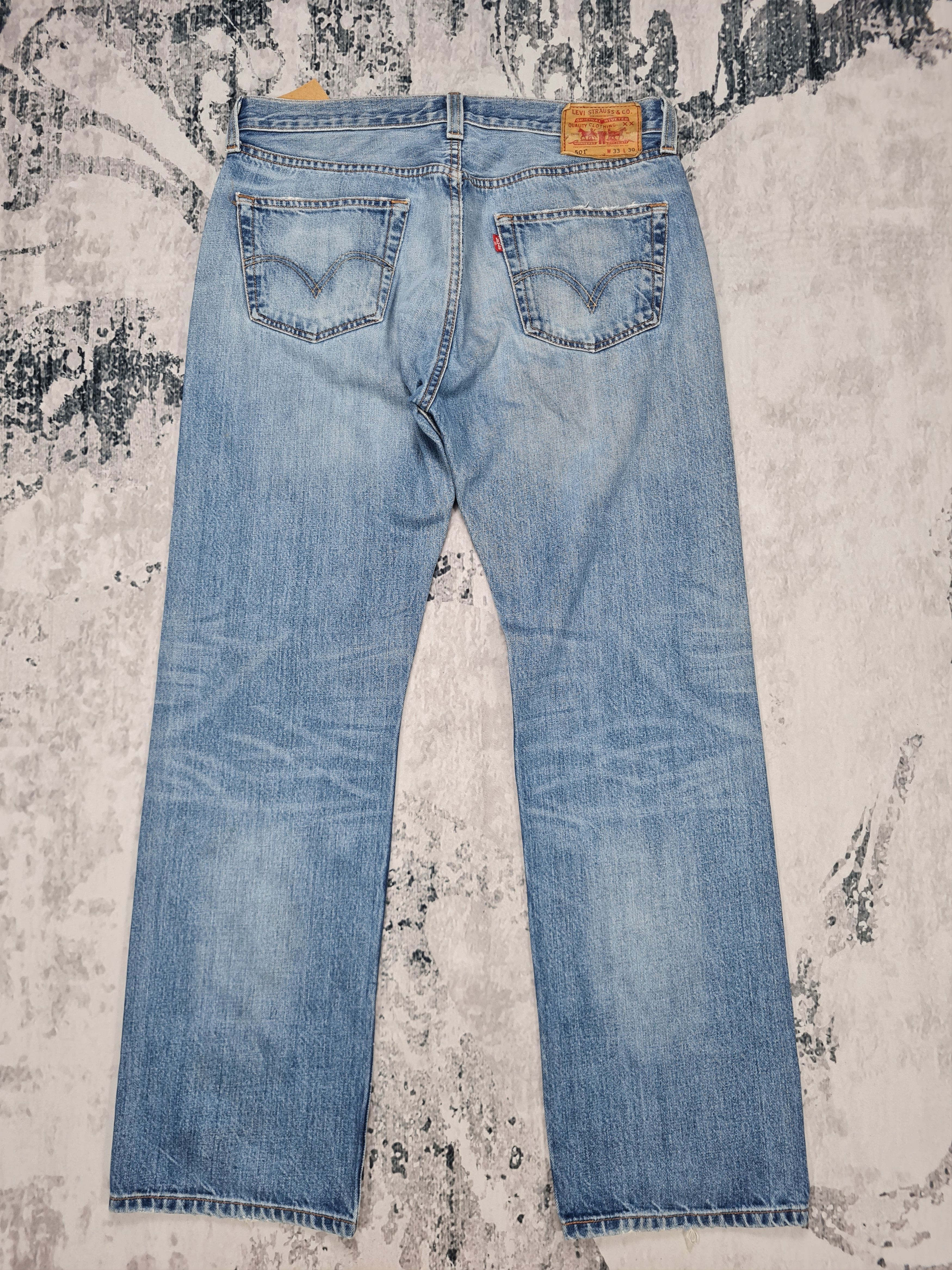 Levi's Vtg LEVIS 501 Stone Wash Distressed Size 33X31 Jeans L0254 Size US 33 - 2 Thumbnail