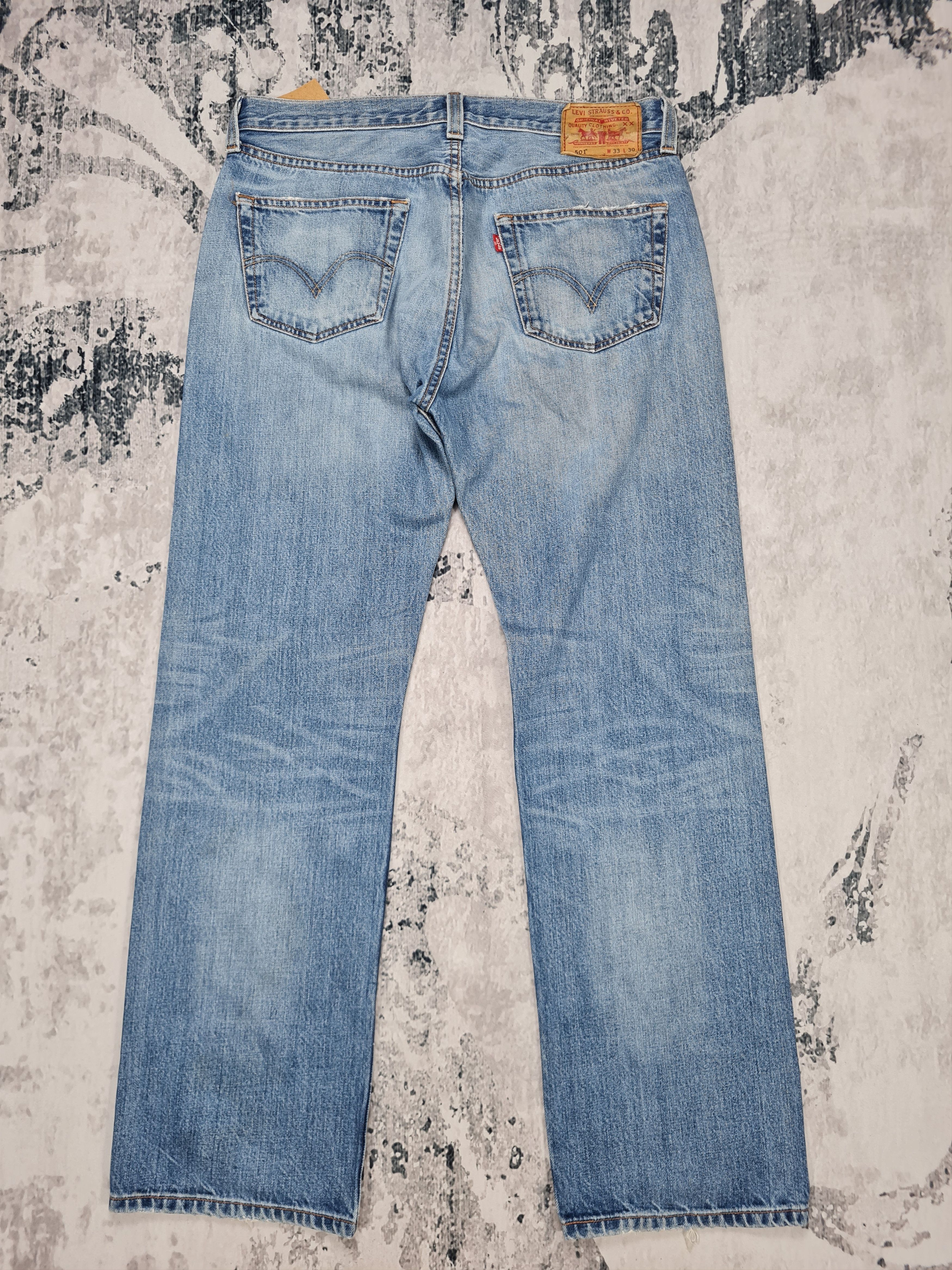 image of Distressed Denim x Levis VTG Levis 501 Stone Wash Distressed Size 33X31 Jeans L0254 in Blue, Men's