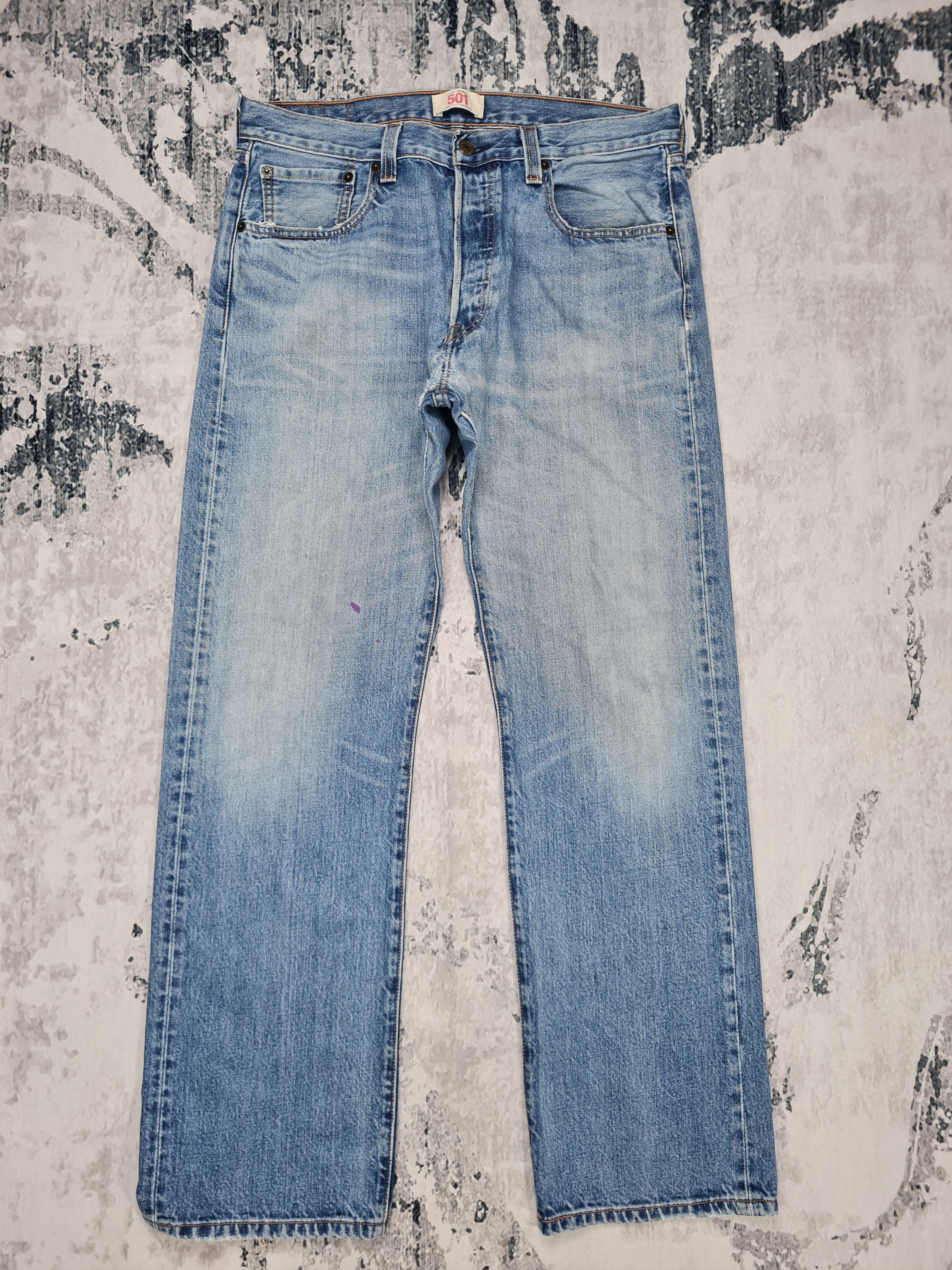 Levi's Vtg LEVIS 501 Stone Wash Distressed Size 33X31 Jeans L0254 Size US 33 - 1 Thumbnail