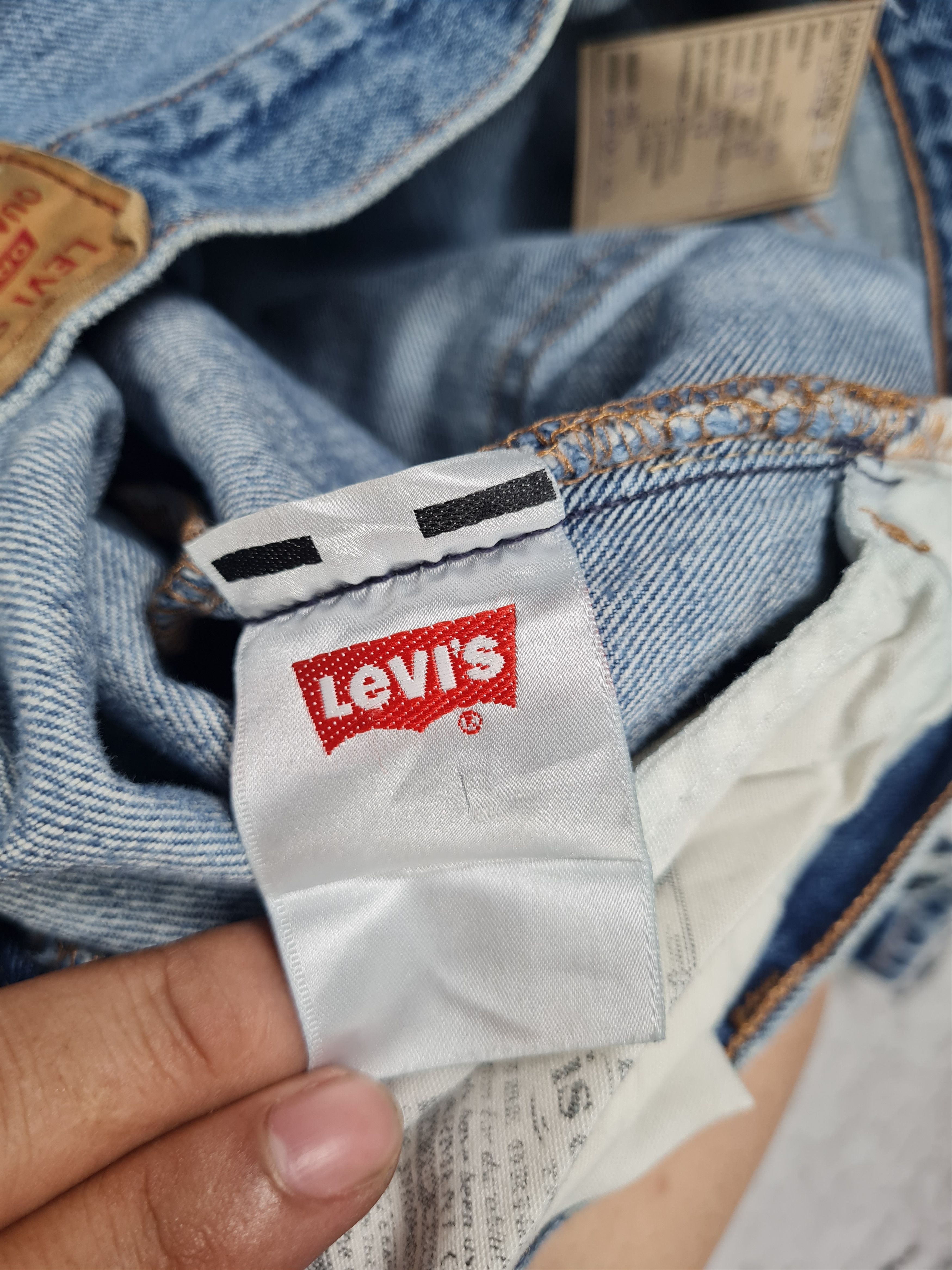 Levi's Vtg LEVIS 501 Stone Wash Distressed Size 33X31 Jeans L0254 Size US 33 - 11 Thumbnail