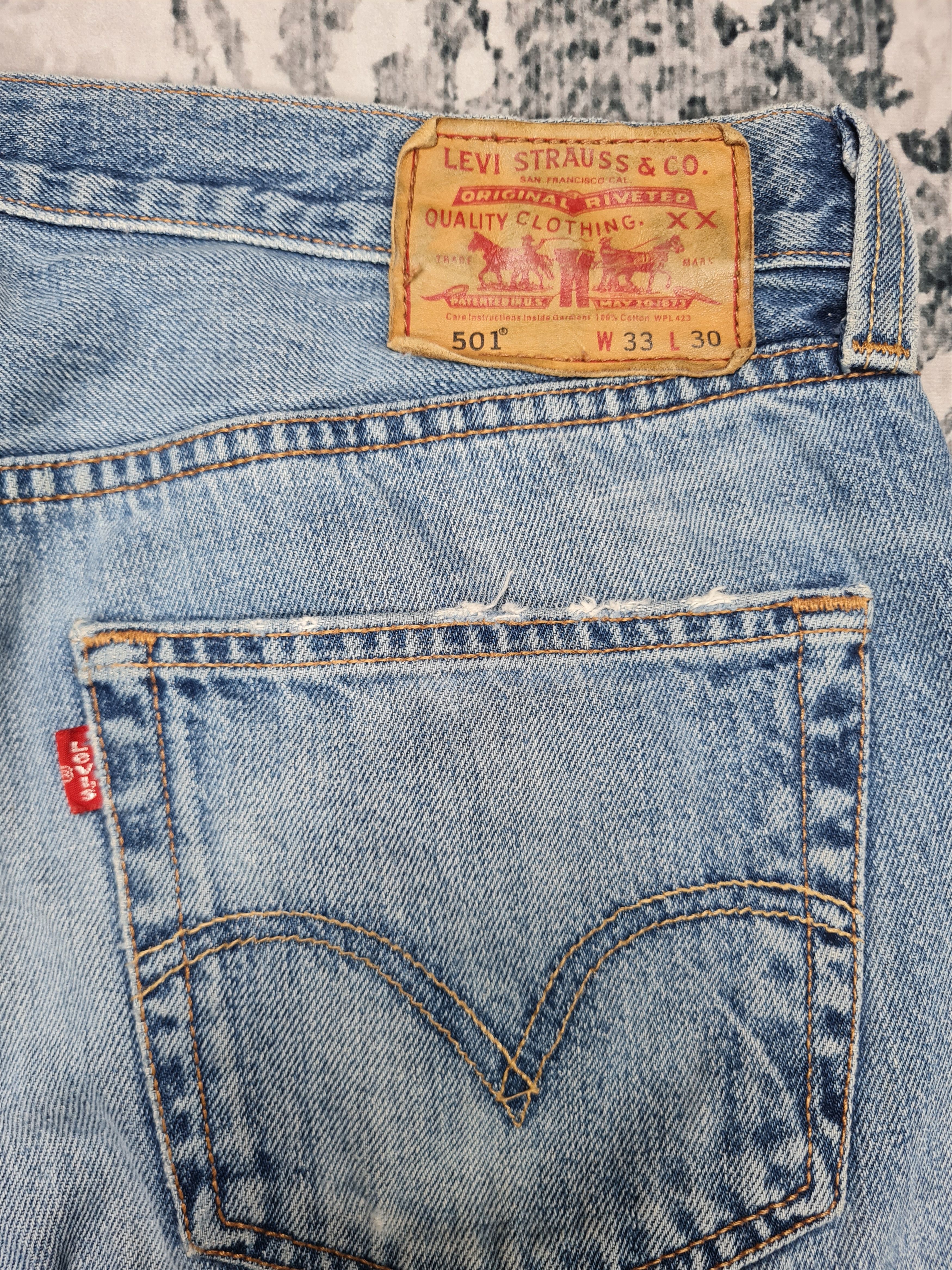 Levi's Vtg LEVIS 501 Stone Wash Distressed Size 33X31 Jeans L0254 Size US 33 - 7 Thumbnail